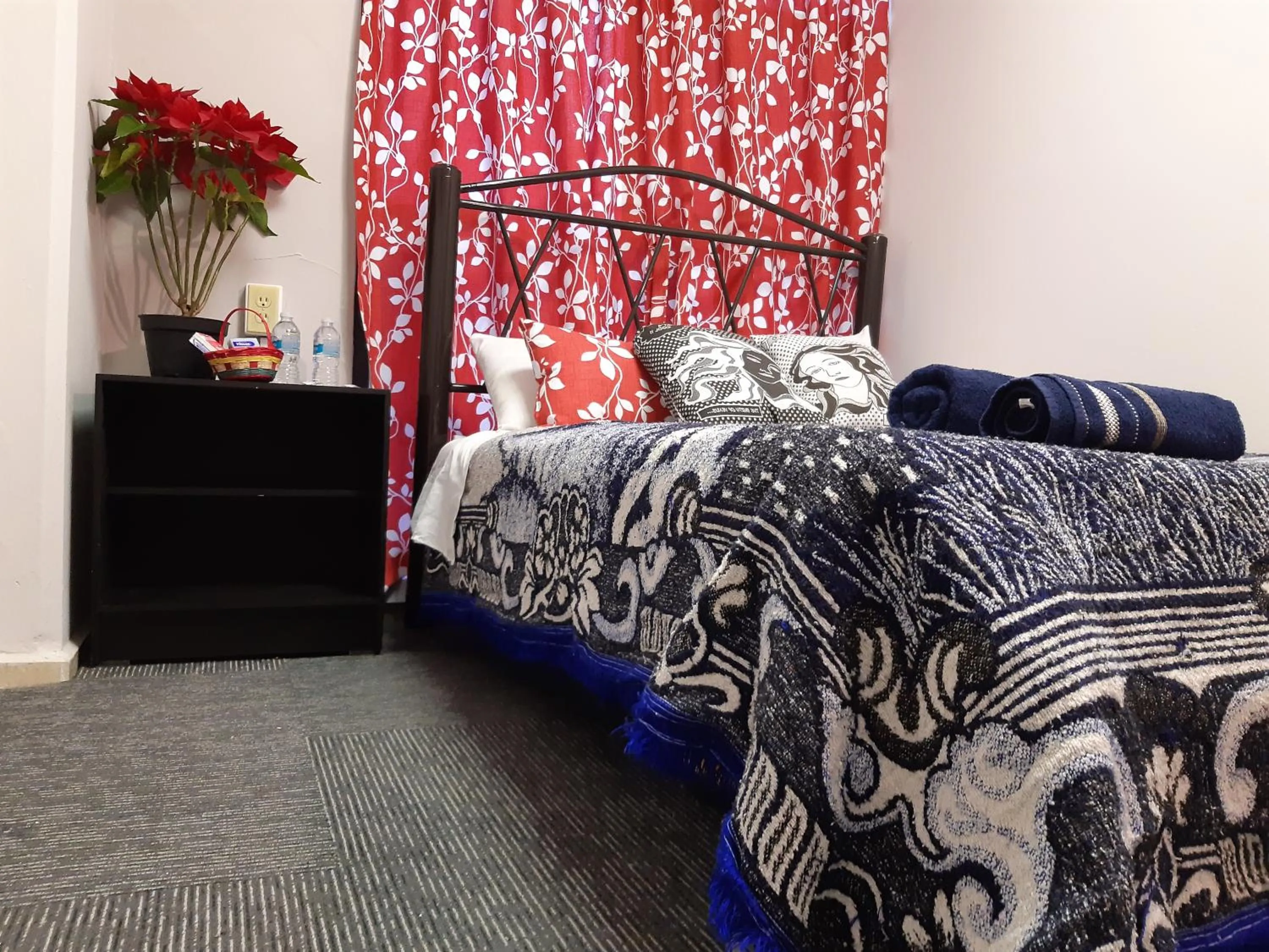 Bed in Alameda House