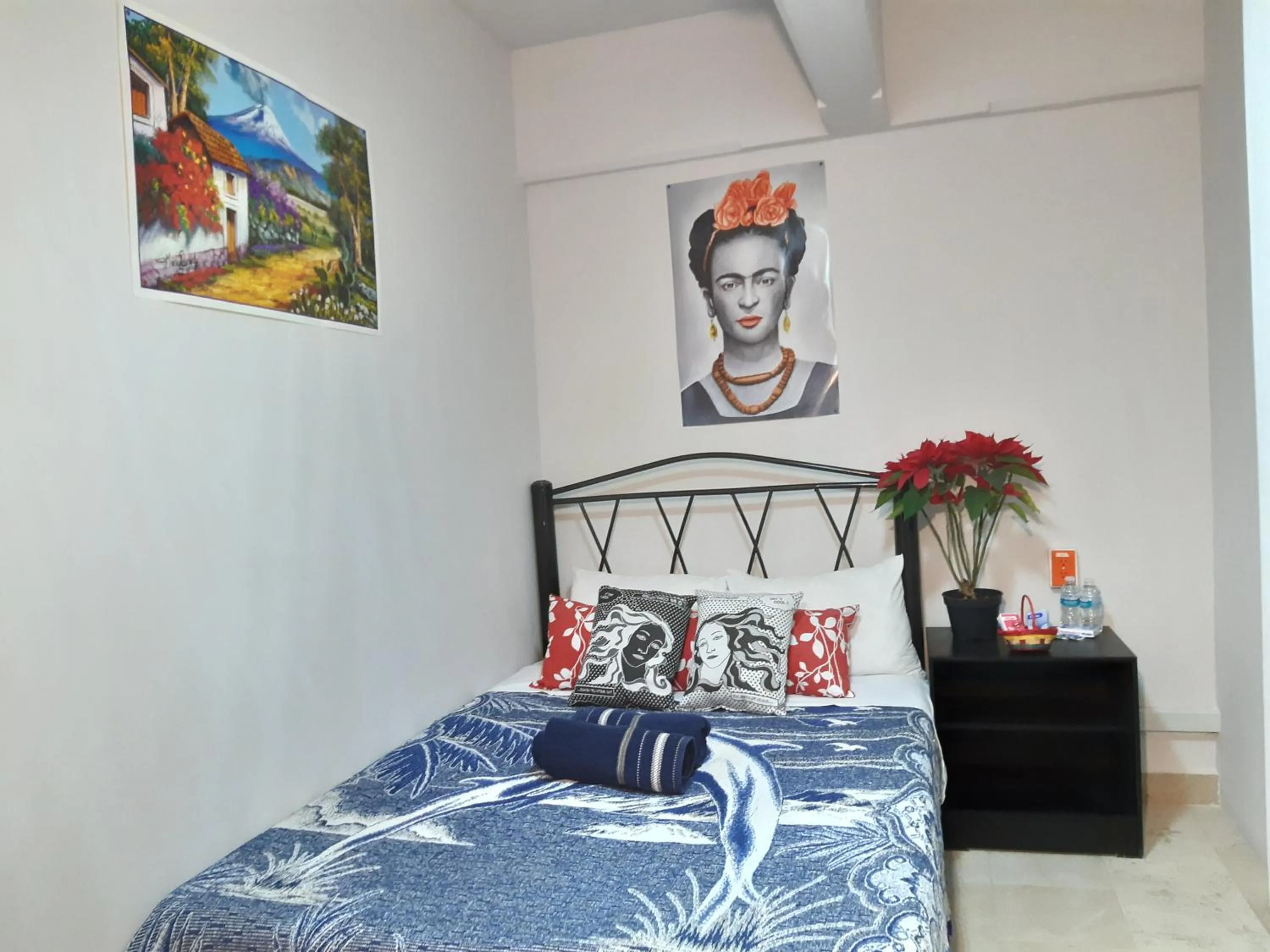 Bed in Alameda House