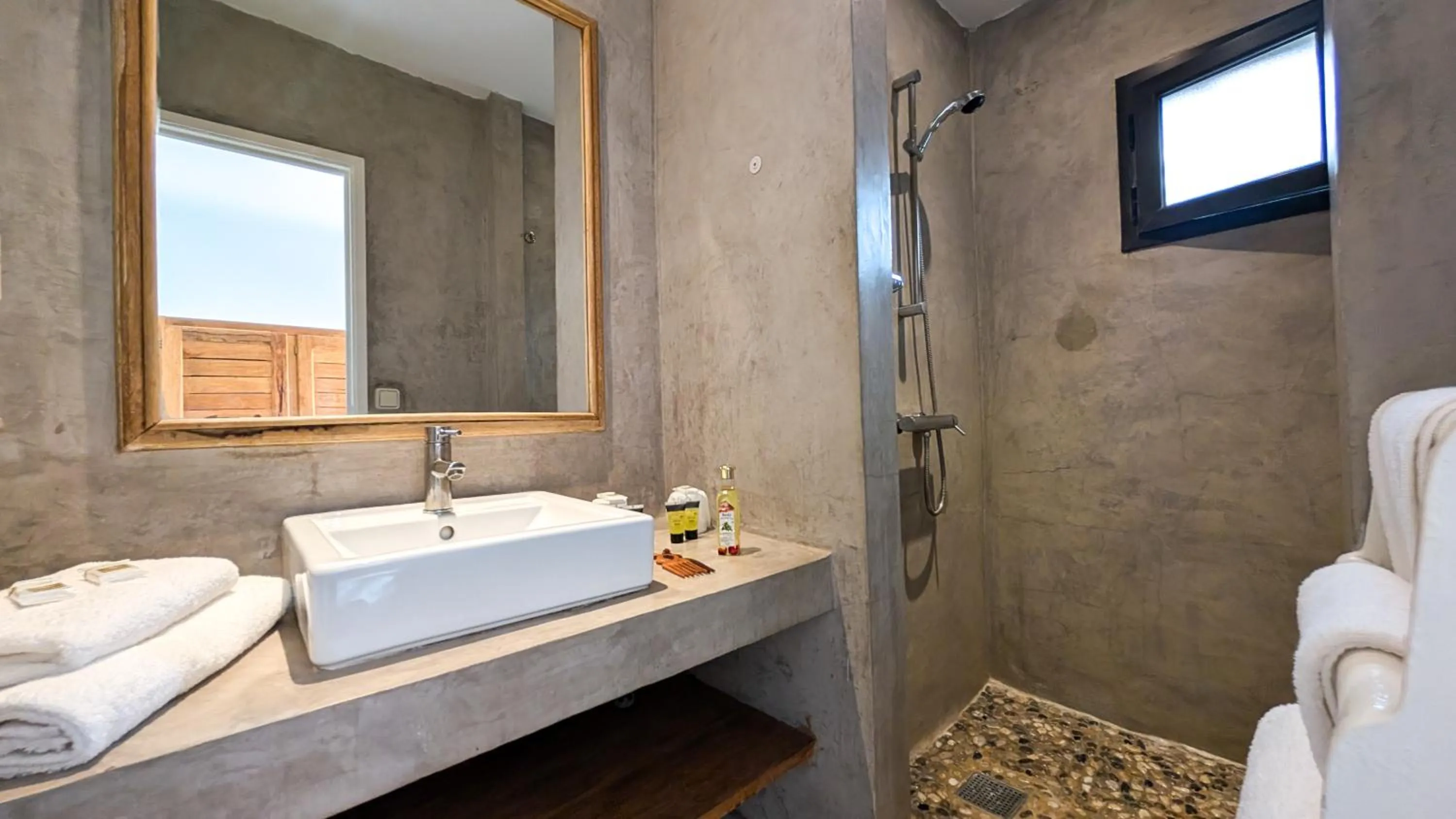 Bathroom in Le Saly Hotel & Hotel Club Filaos - All Inclusive