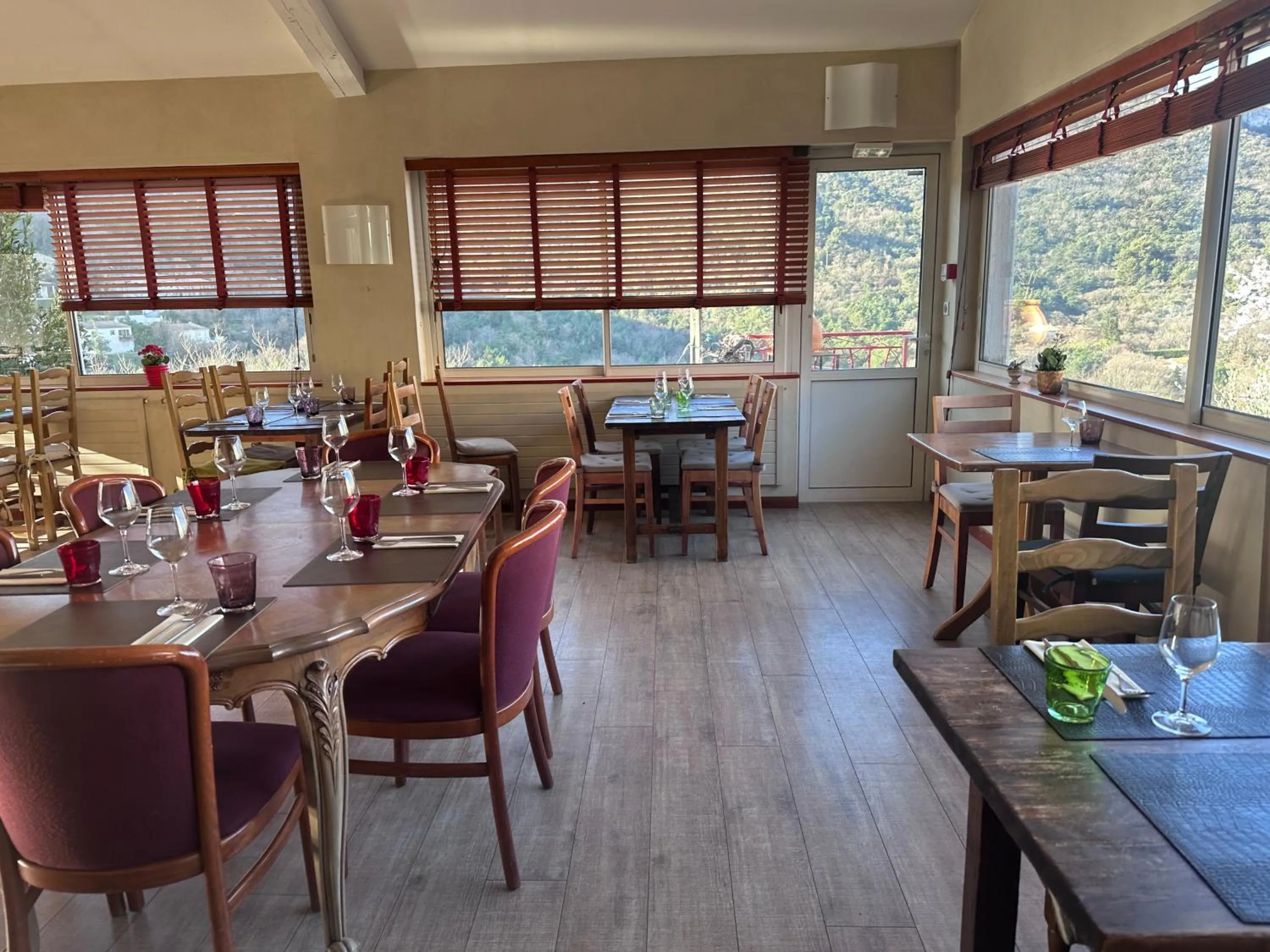 Breakfast in Logis Hotel Restaurant Le Grand Puech