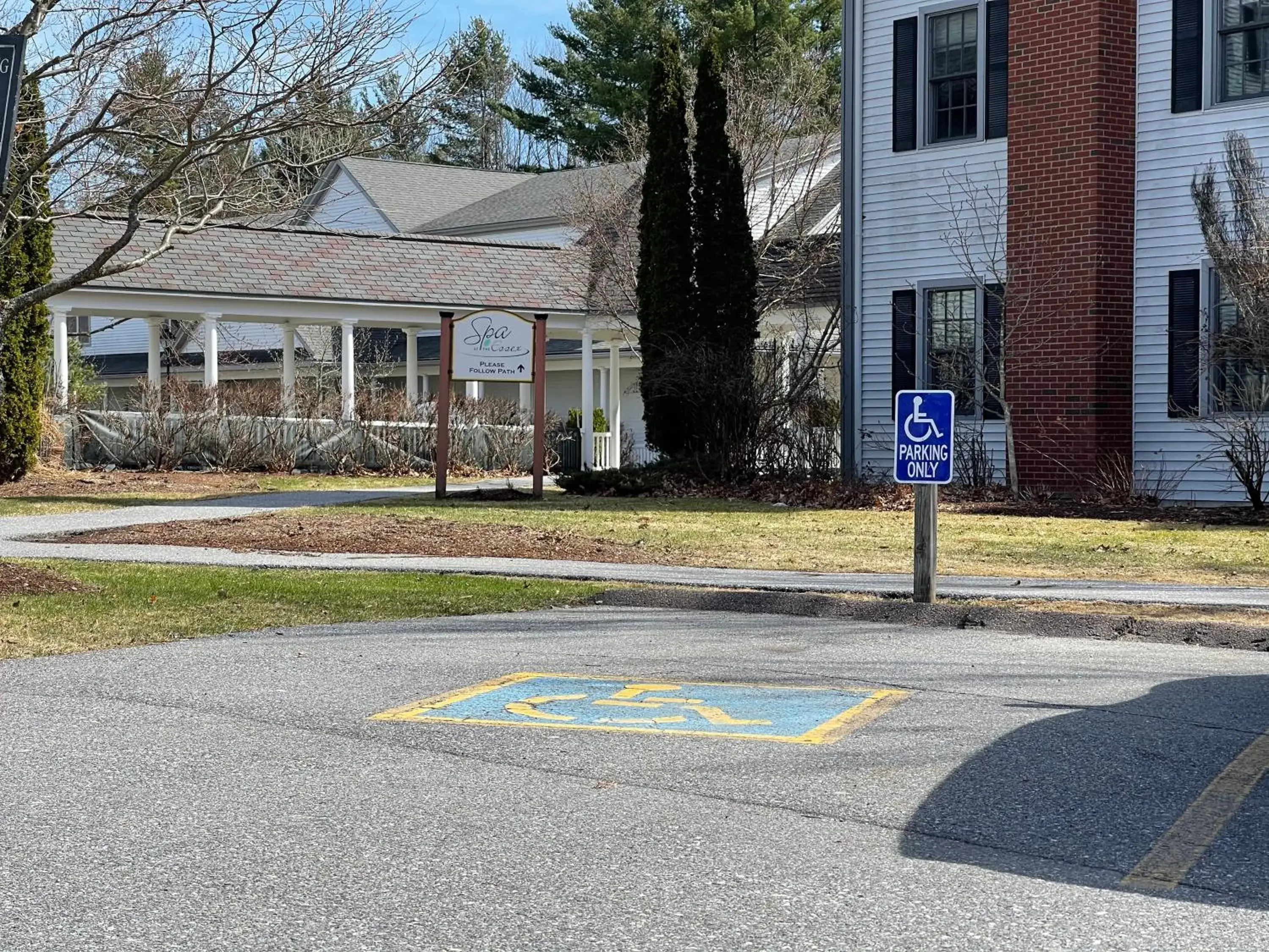 Facade/entrance in The Essex Resort & Spa Facade/entrance in The Essex Resort & Spa