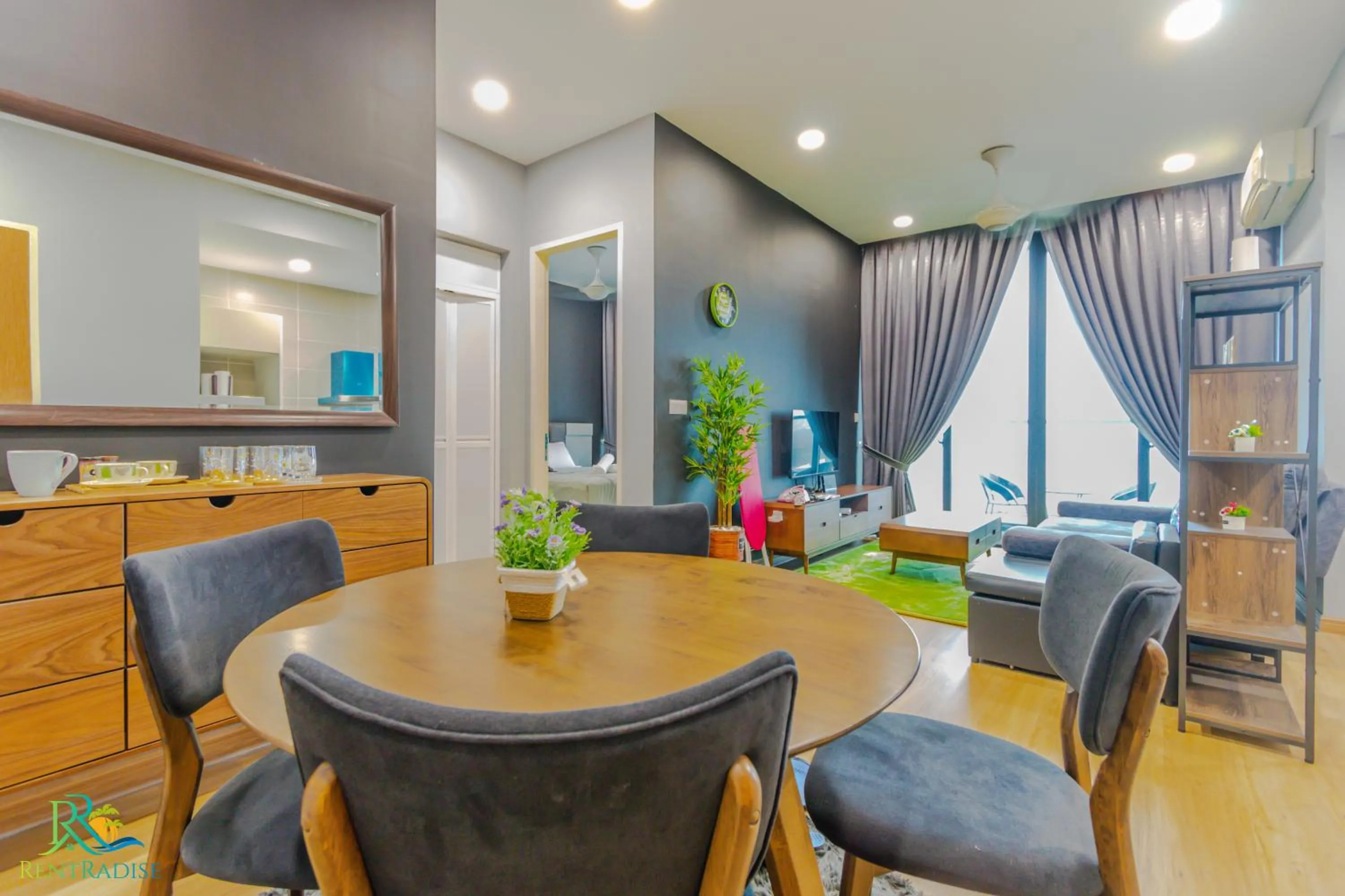 Living room in D'Pristine Suites by RR JBcity