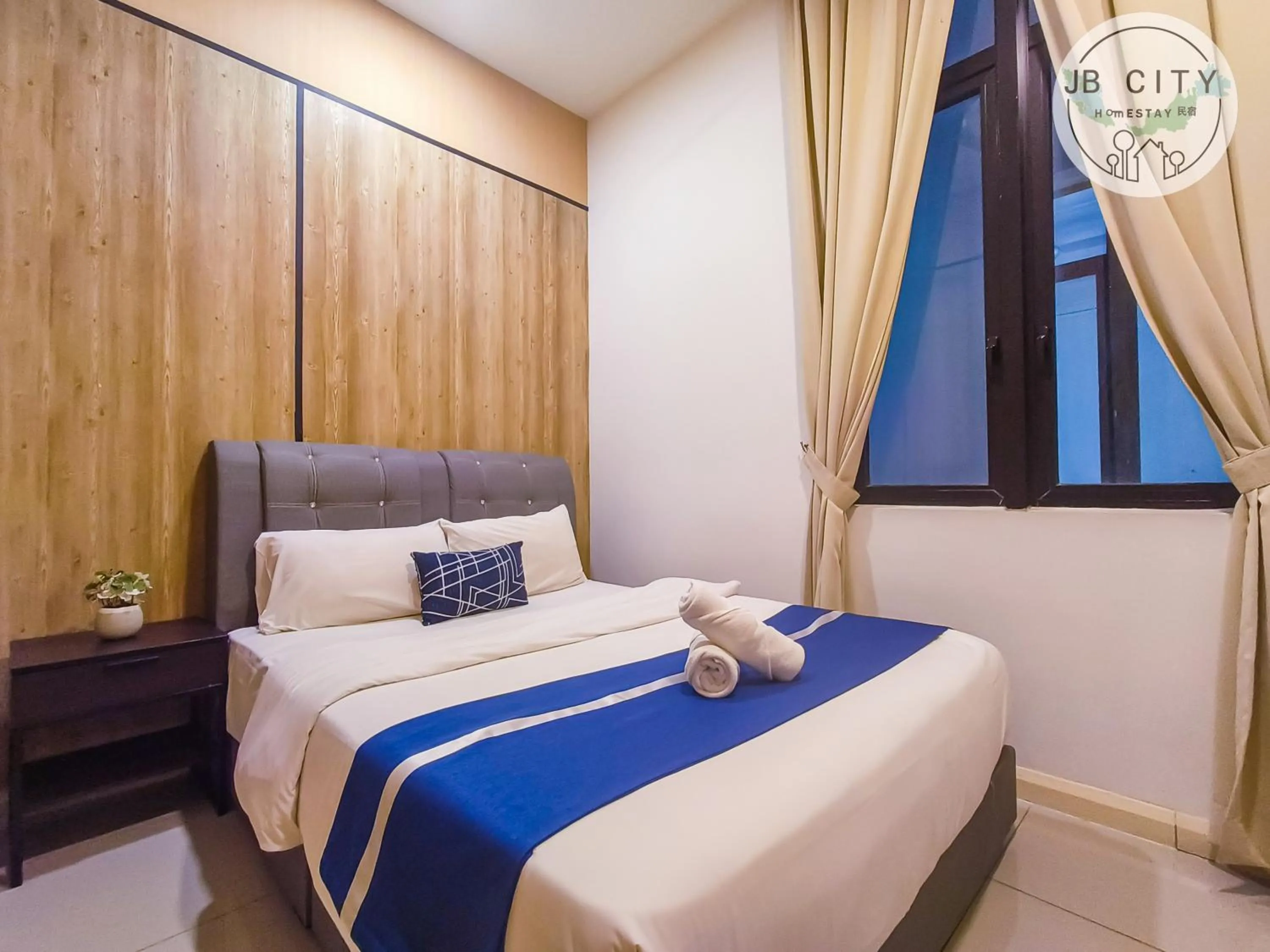 Bed in D'Pristine Suites by RR JBcity