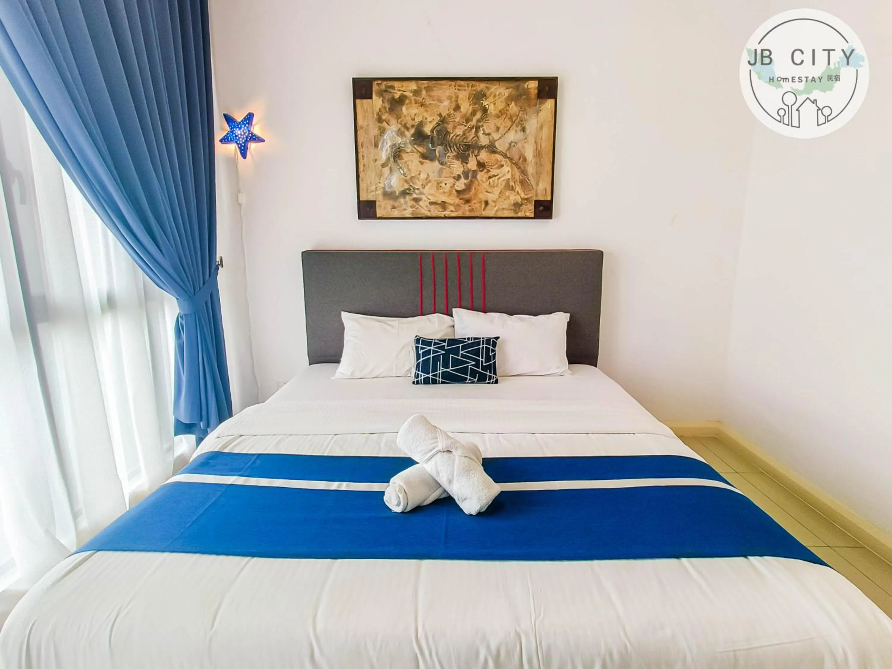 Bed in D'Pristine Suites by RR JBcity
