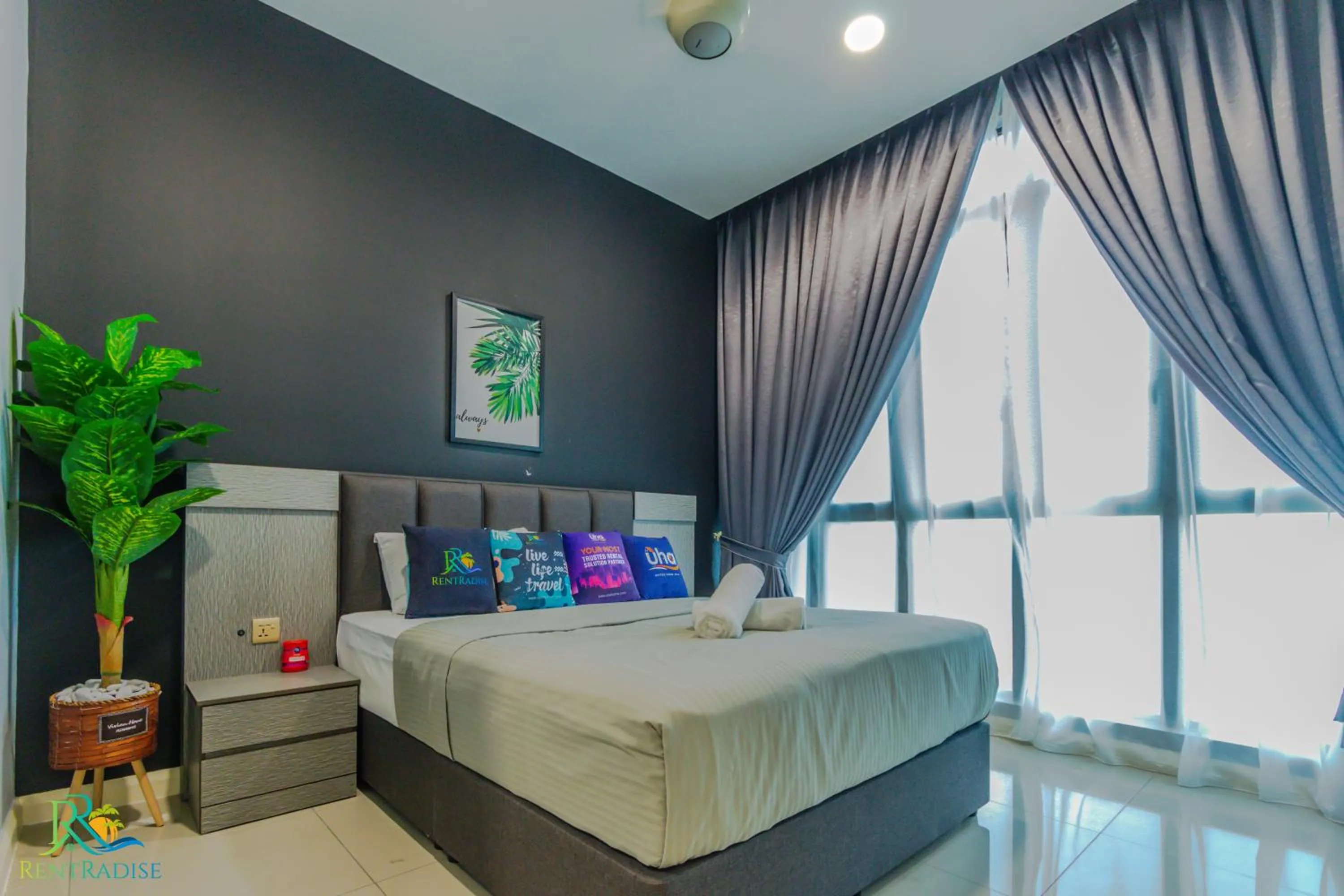 Bed in D'Pristine Suites by RR JBcity