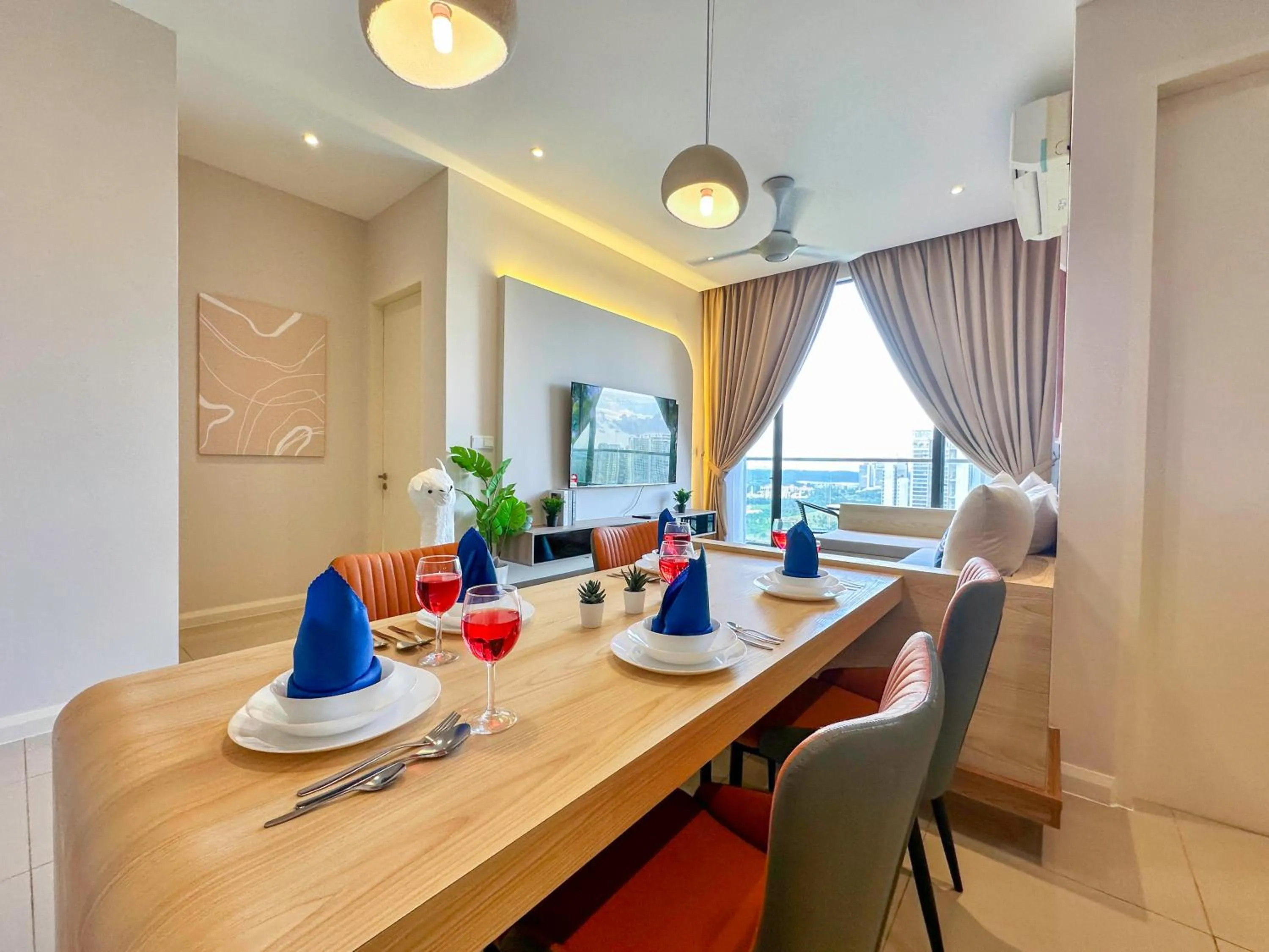 Seating area in D'Pristine Suites by RR JBcity