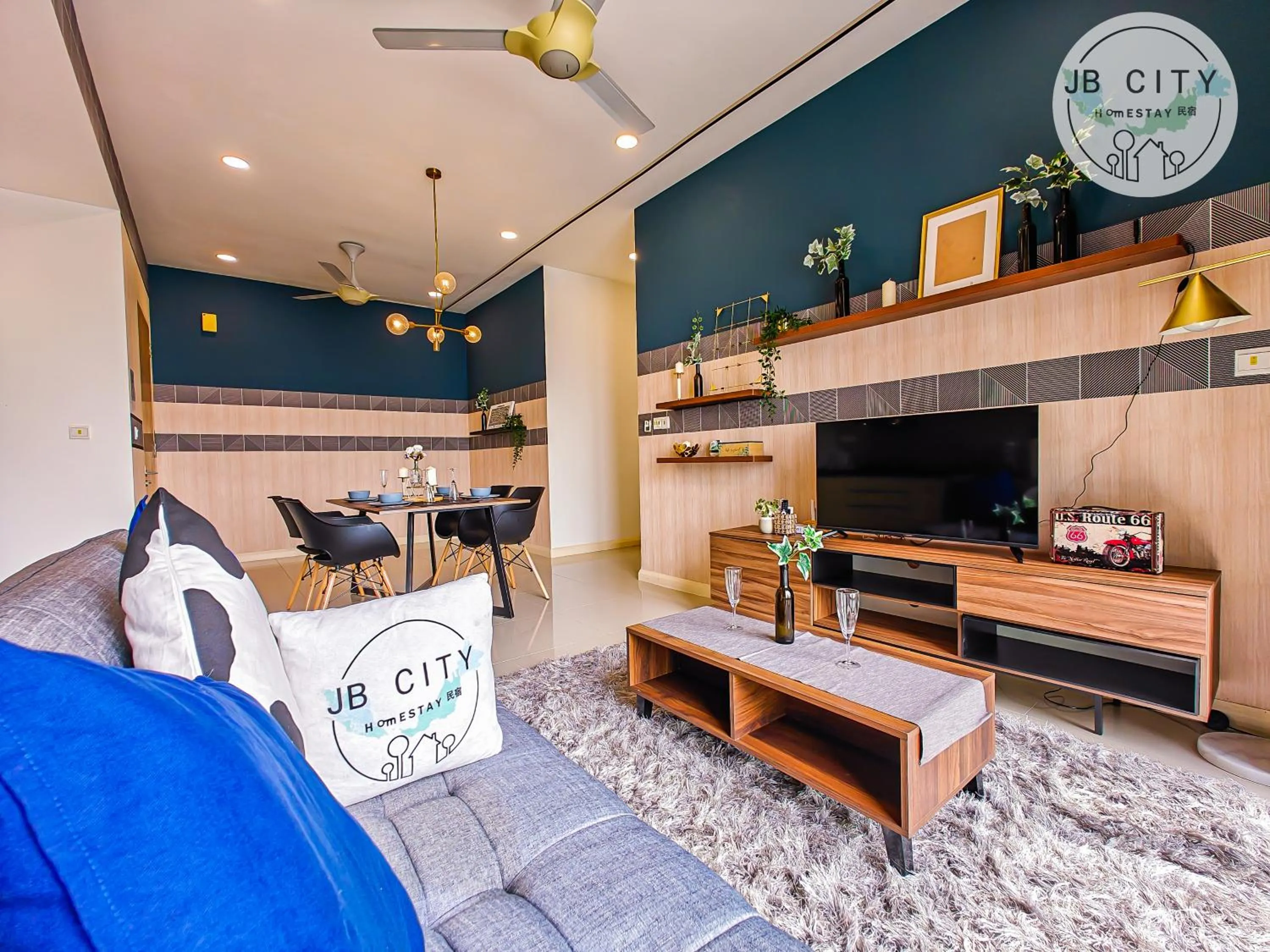 TV and multimedia in D'Pristine Suites by RR JBcity