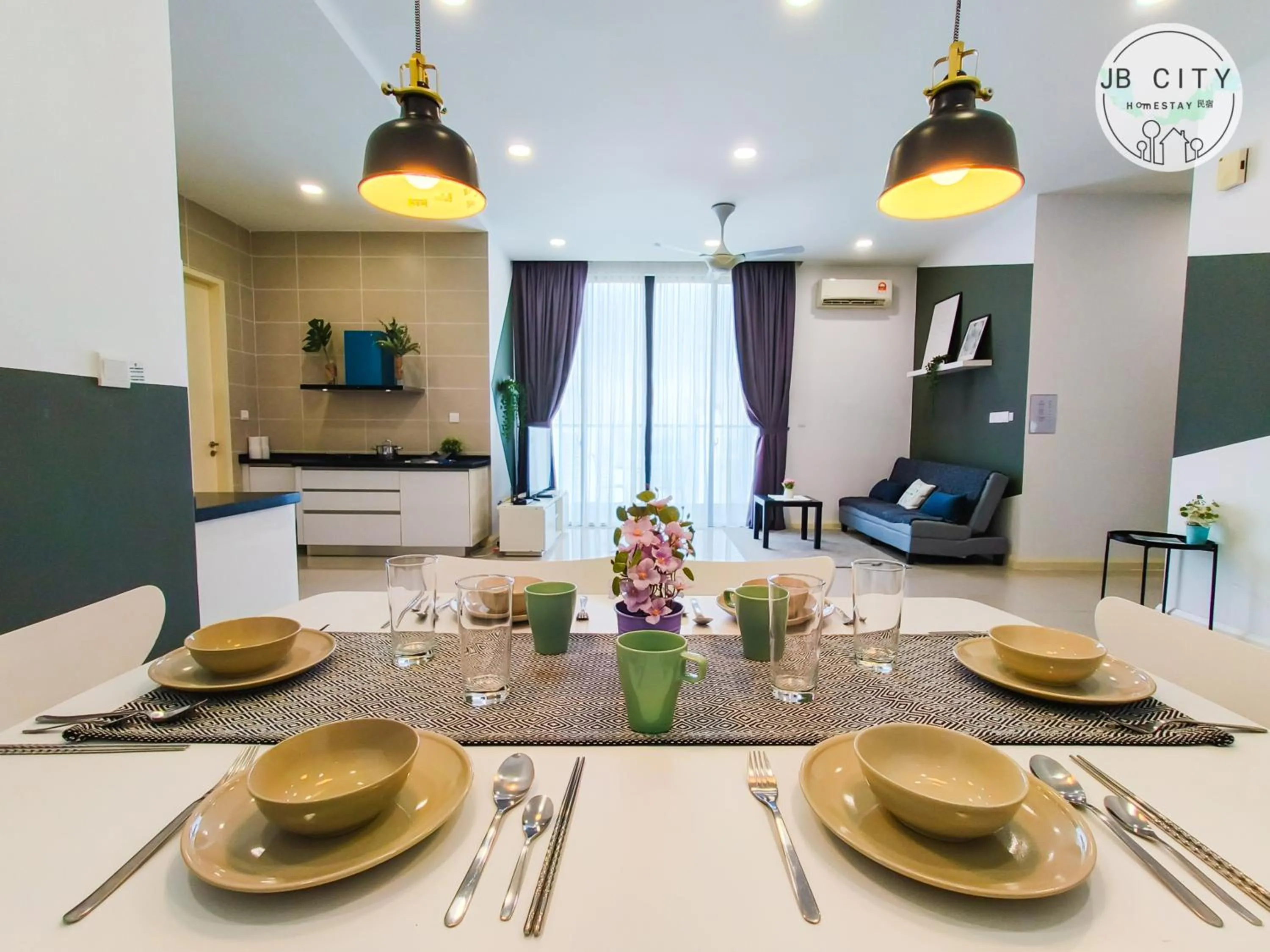 Dining area in D'Pristine Suites by RR JBcity