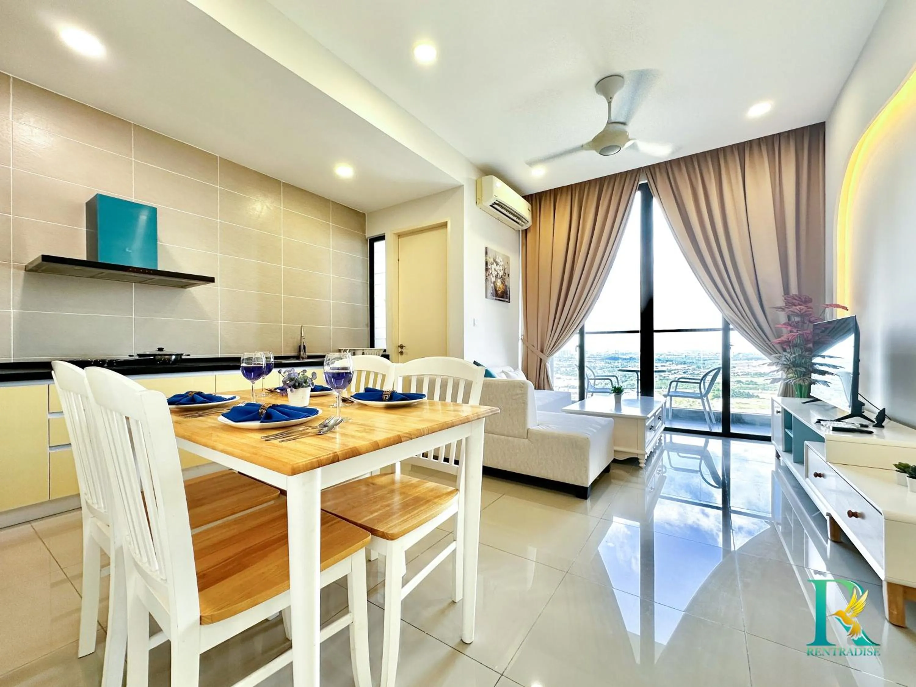 Living room in D'Pristine Suites by RR JBcity