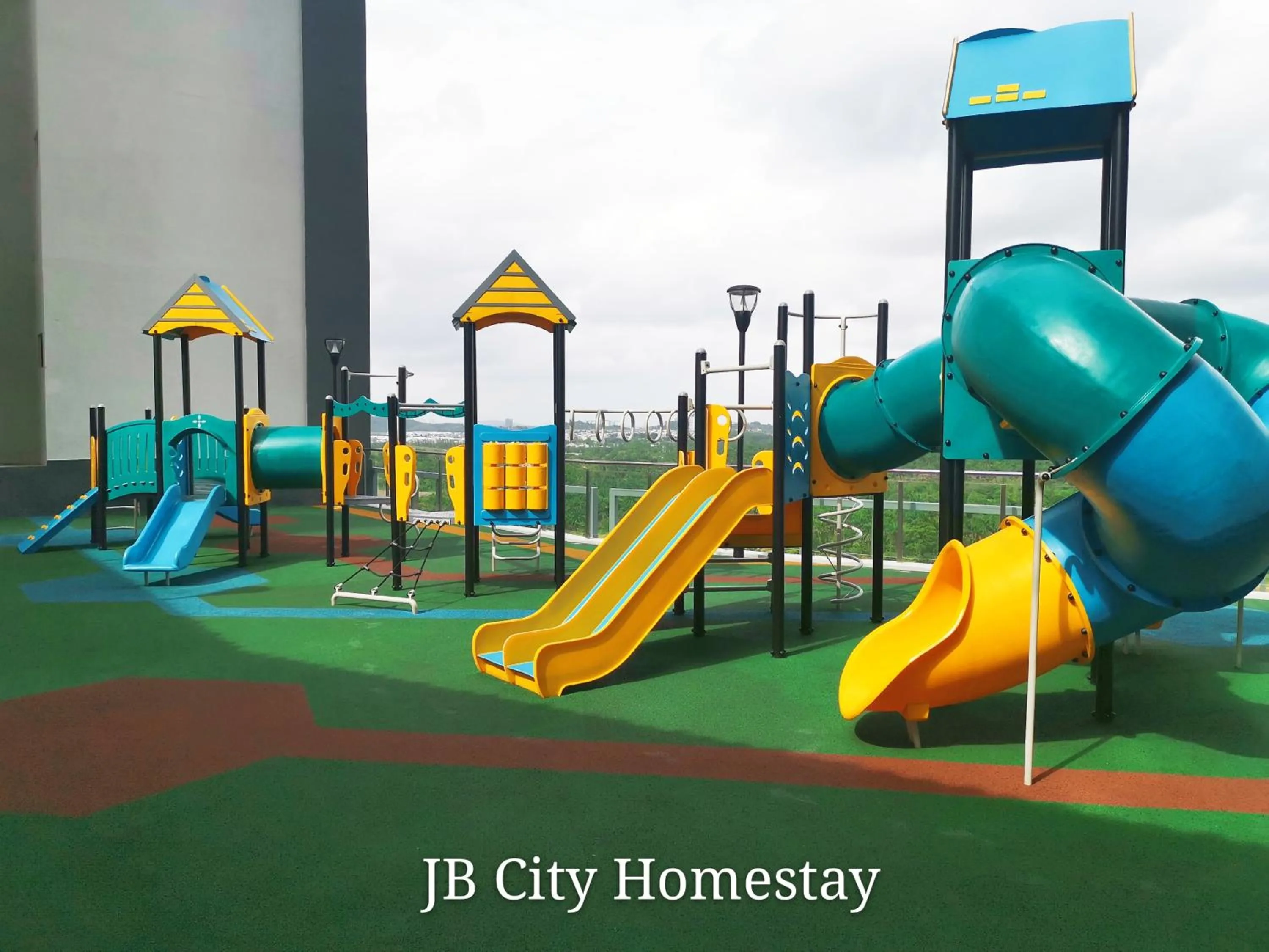 Children play ground in D'Pristine Suites by RR JBcity
