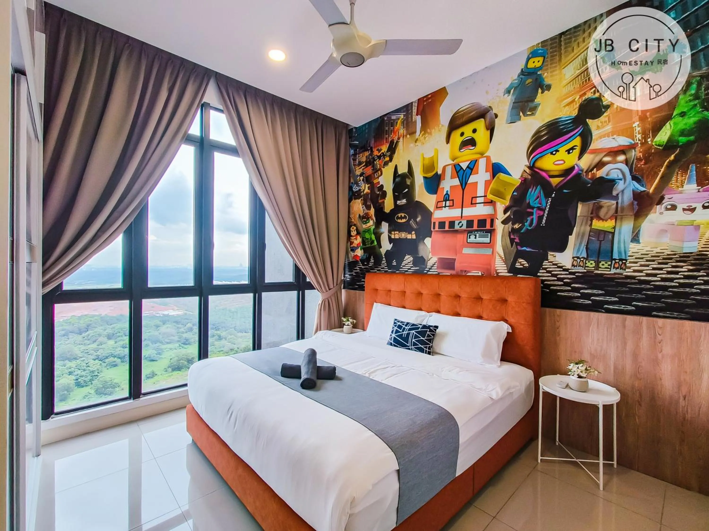 Bed in D'Pristine Suites by RR JBcity