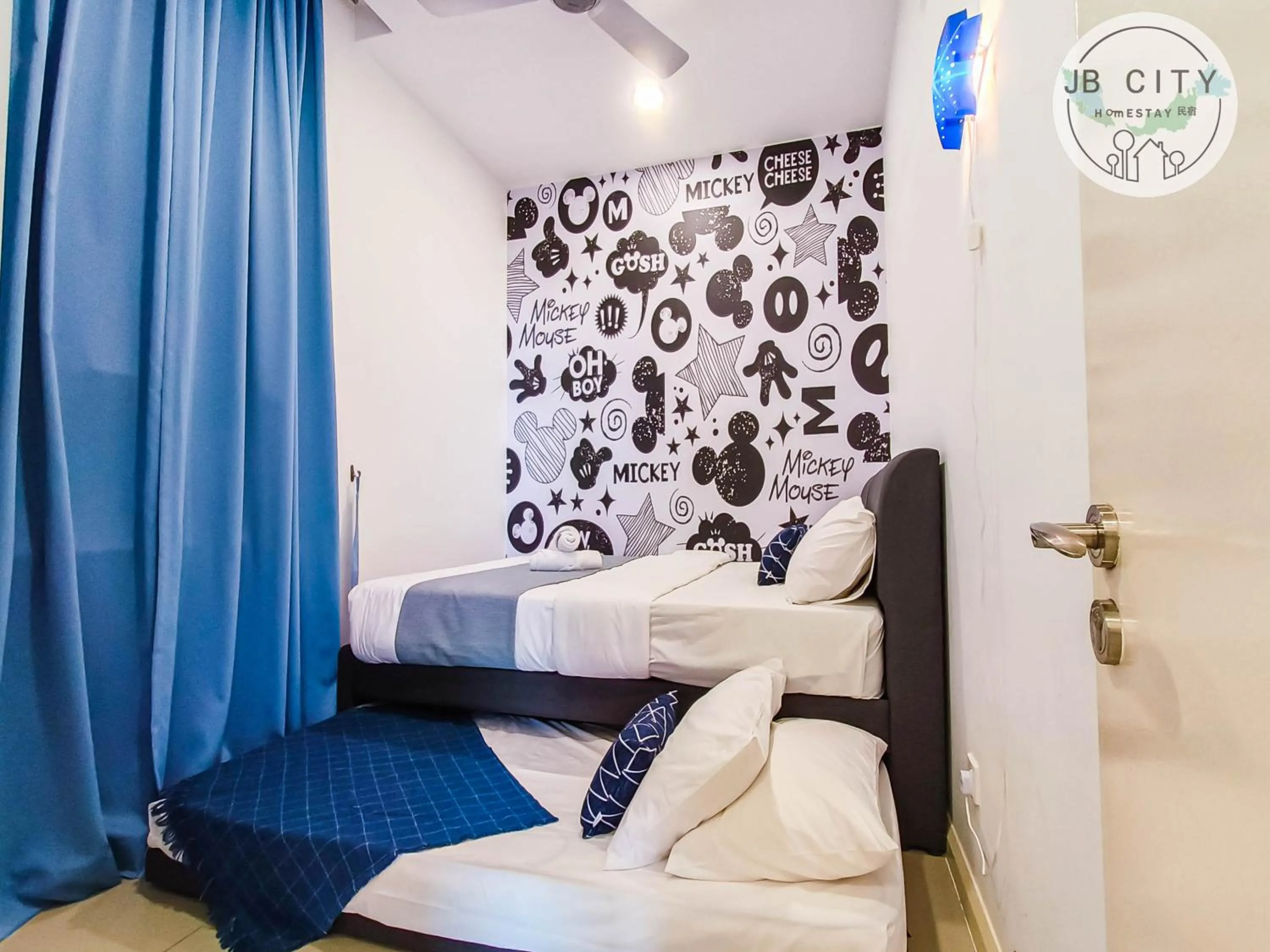 Bed in D'Pristine Suites by RR JBcity