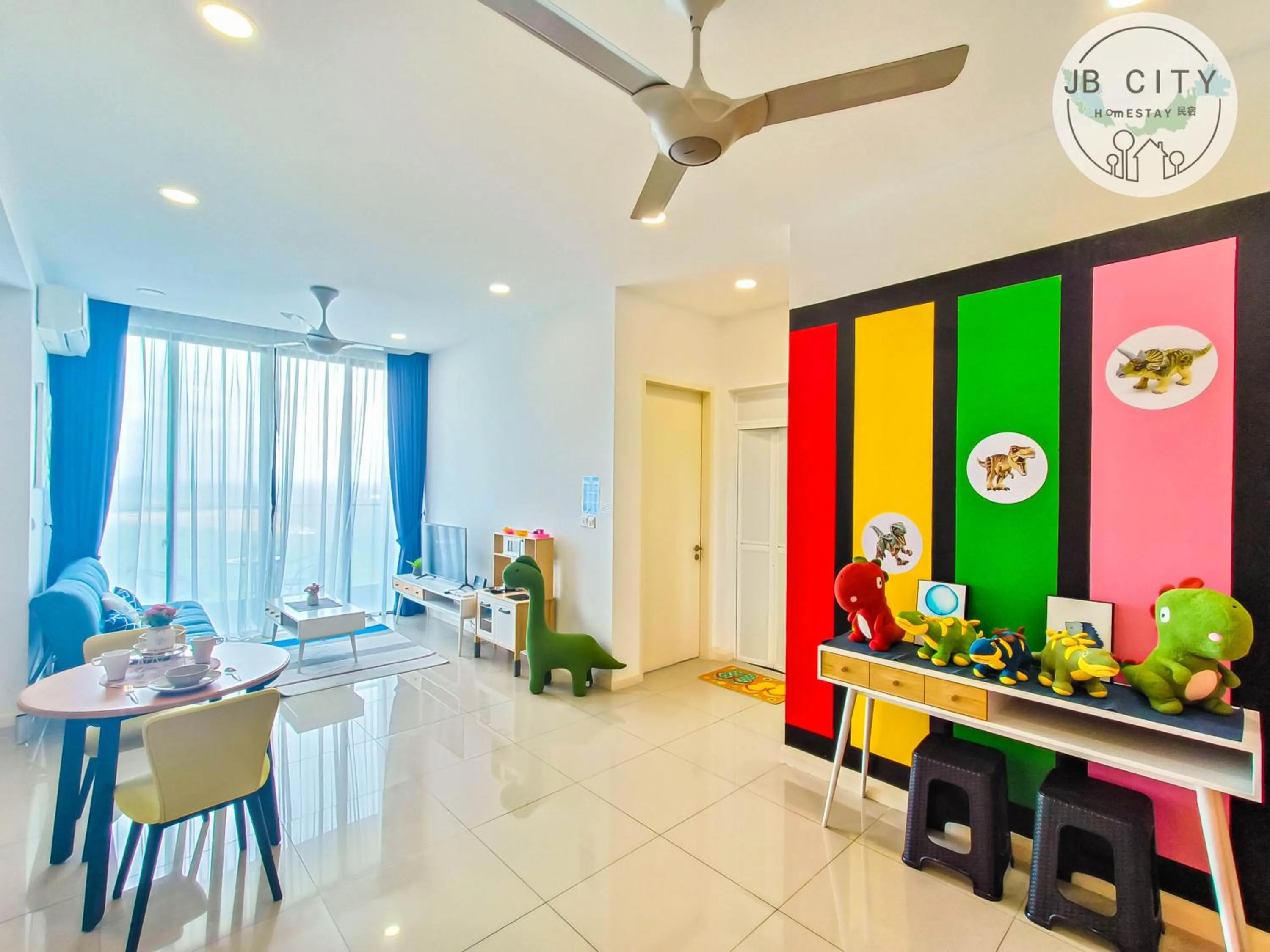 Living room in D'Pristine Suites by RR JBcity