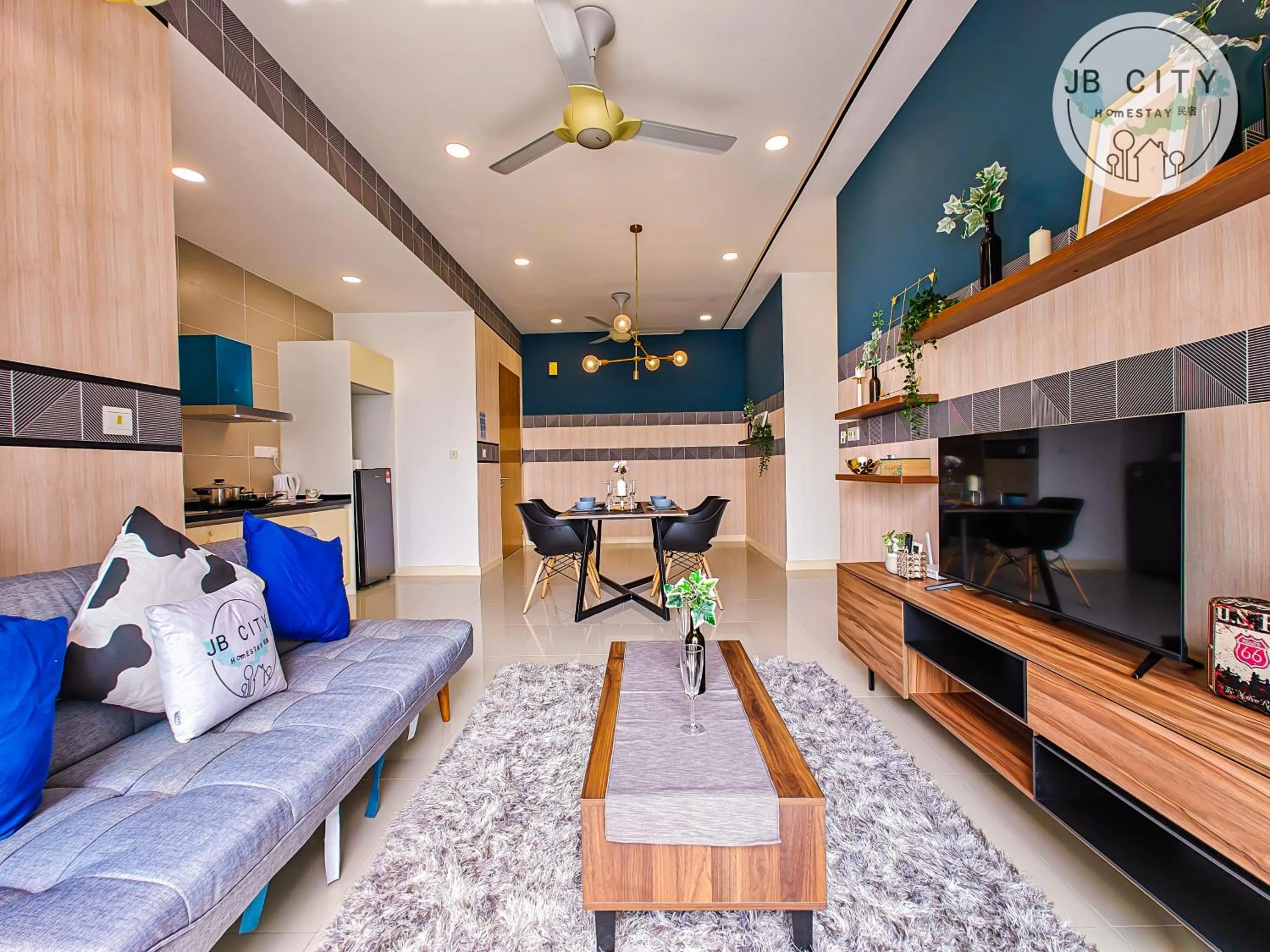 TV and multimedia in D'Pristine Suites by RR JBcity