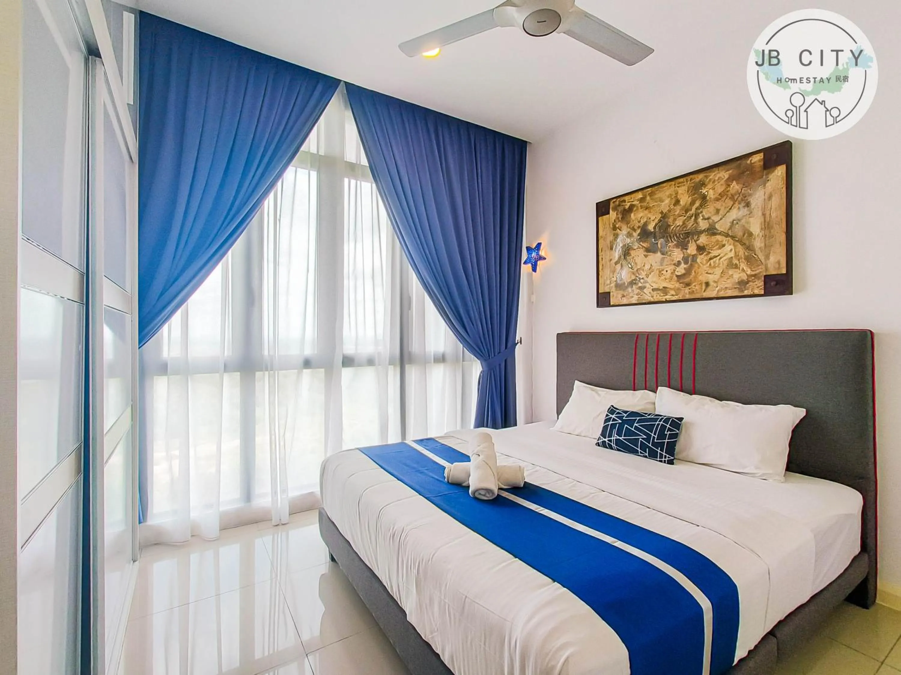 Bed in D'Pristine Suites by RR JBcity