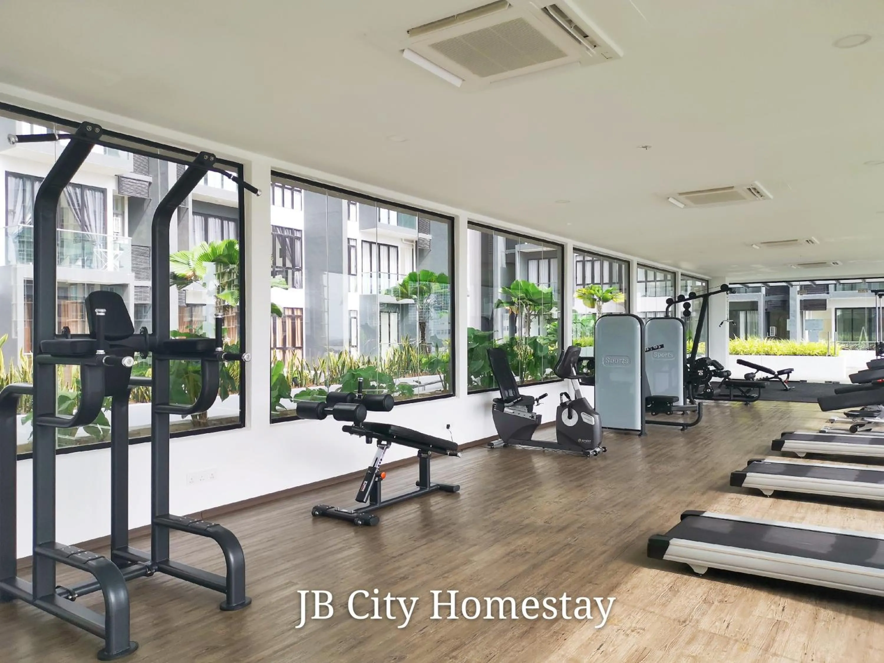 Fitness centre/facilities in D'Pristine Suites by RR JBcity