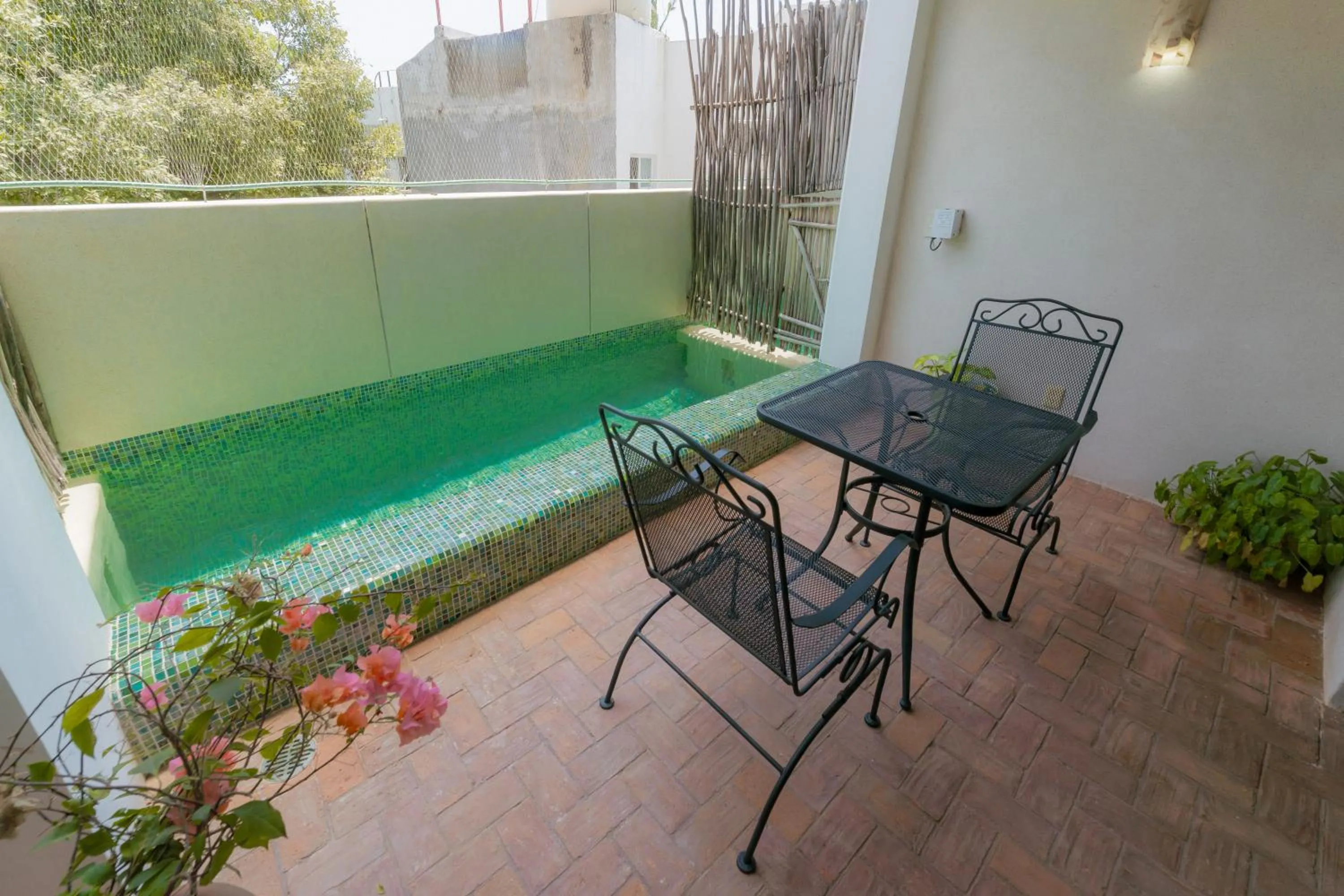 Madre Tierra Hotel & Coworking