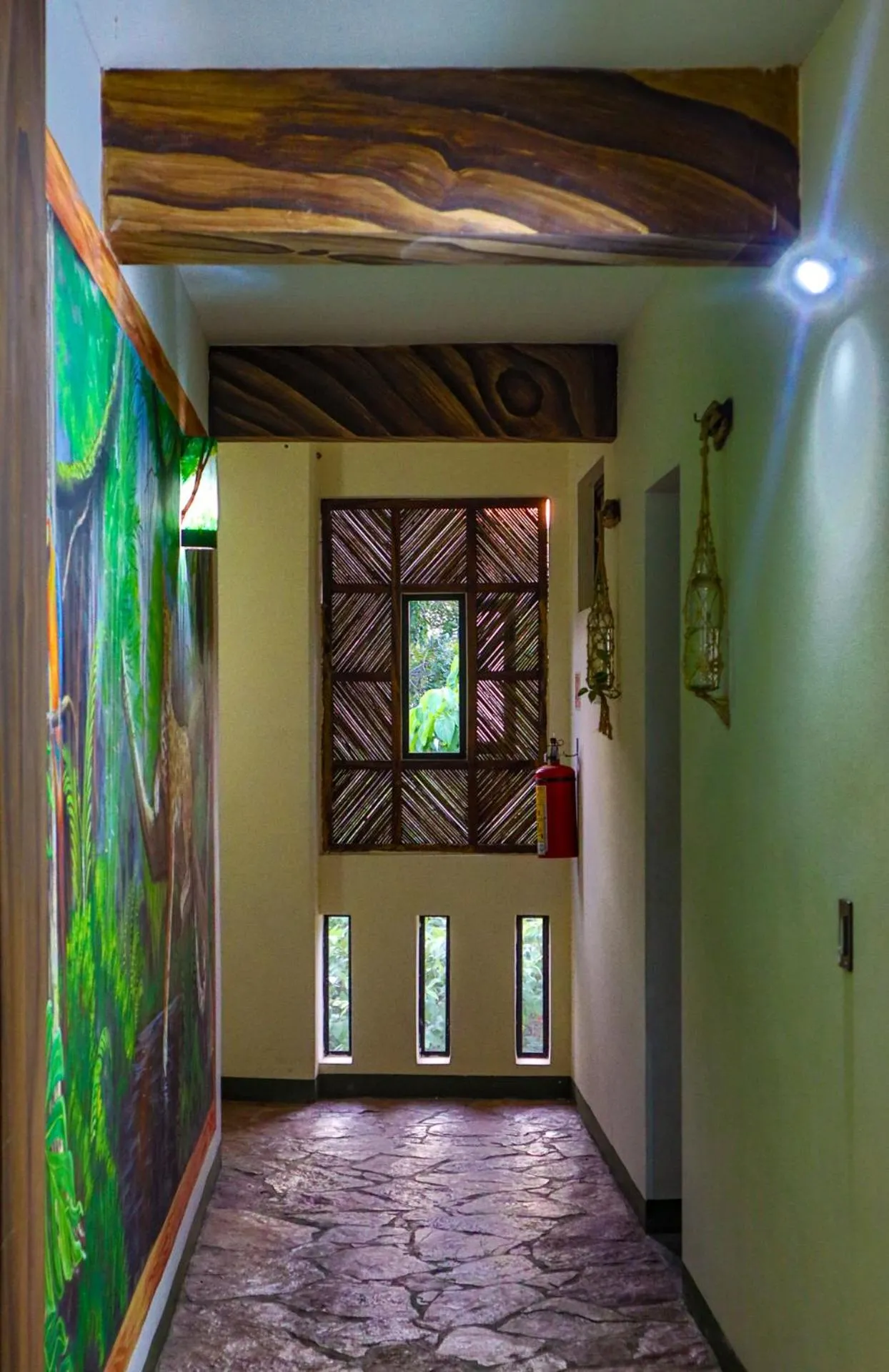 Madre Tierra Hotel & Coworking