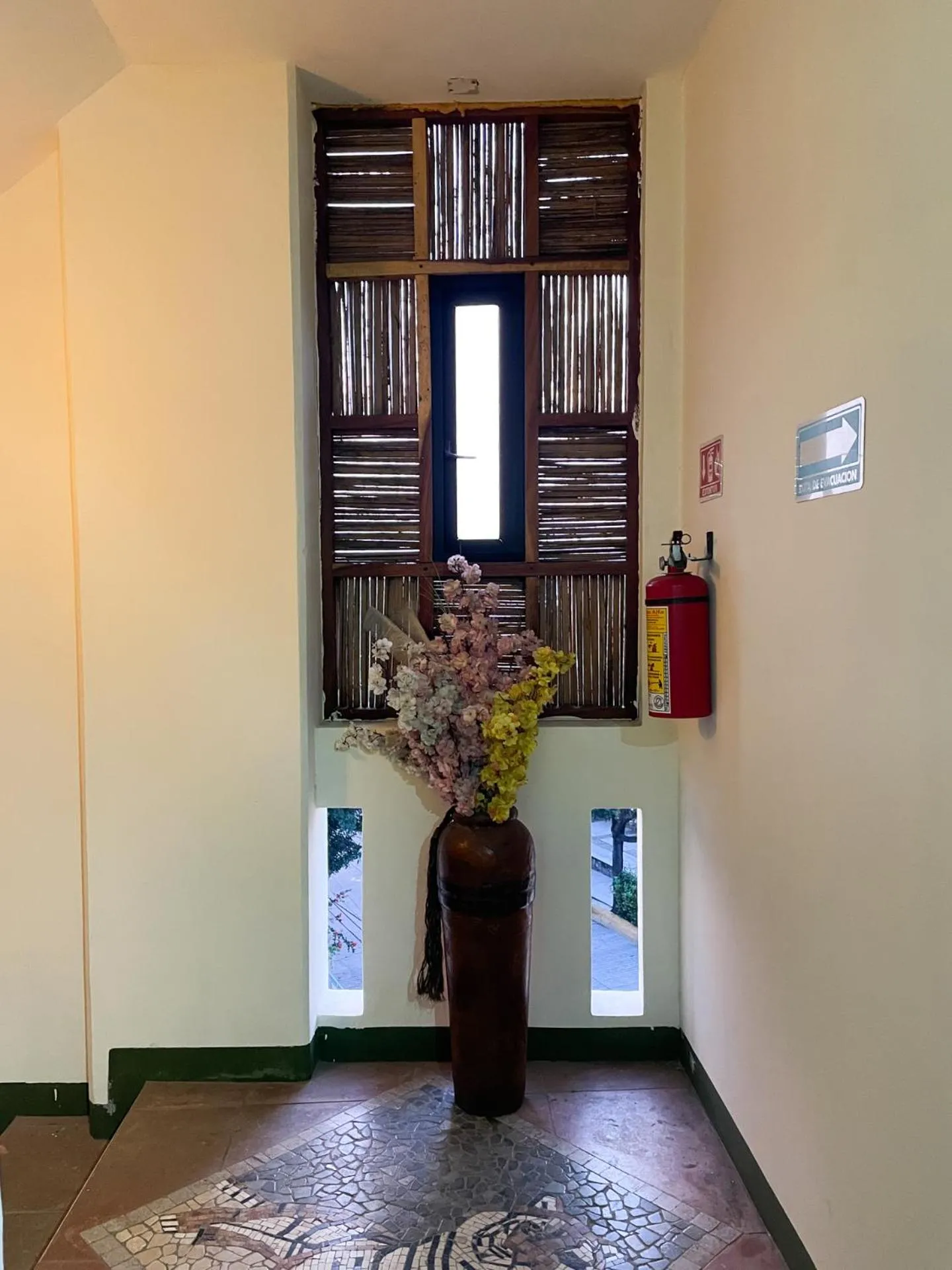 Madre Tierra Hotel & Coworking