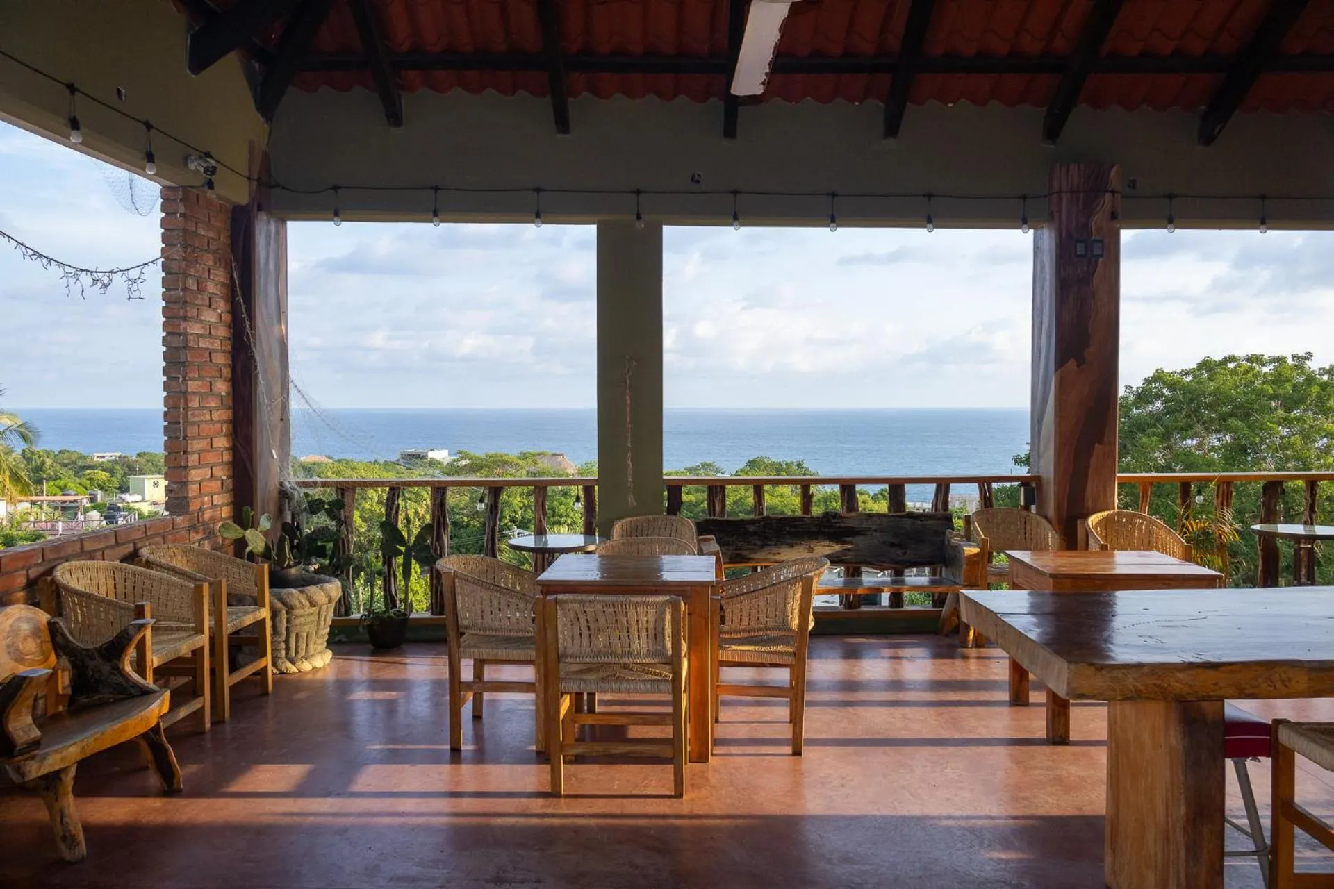 Madre Tierra Hotel & Coworking