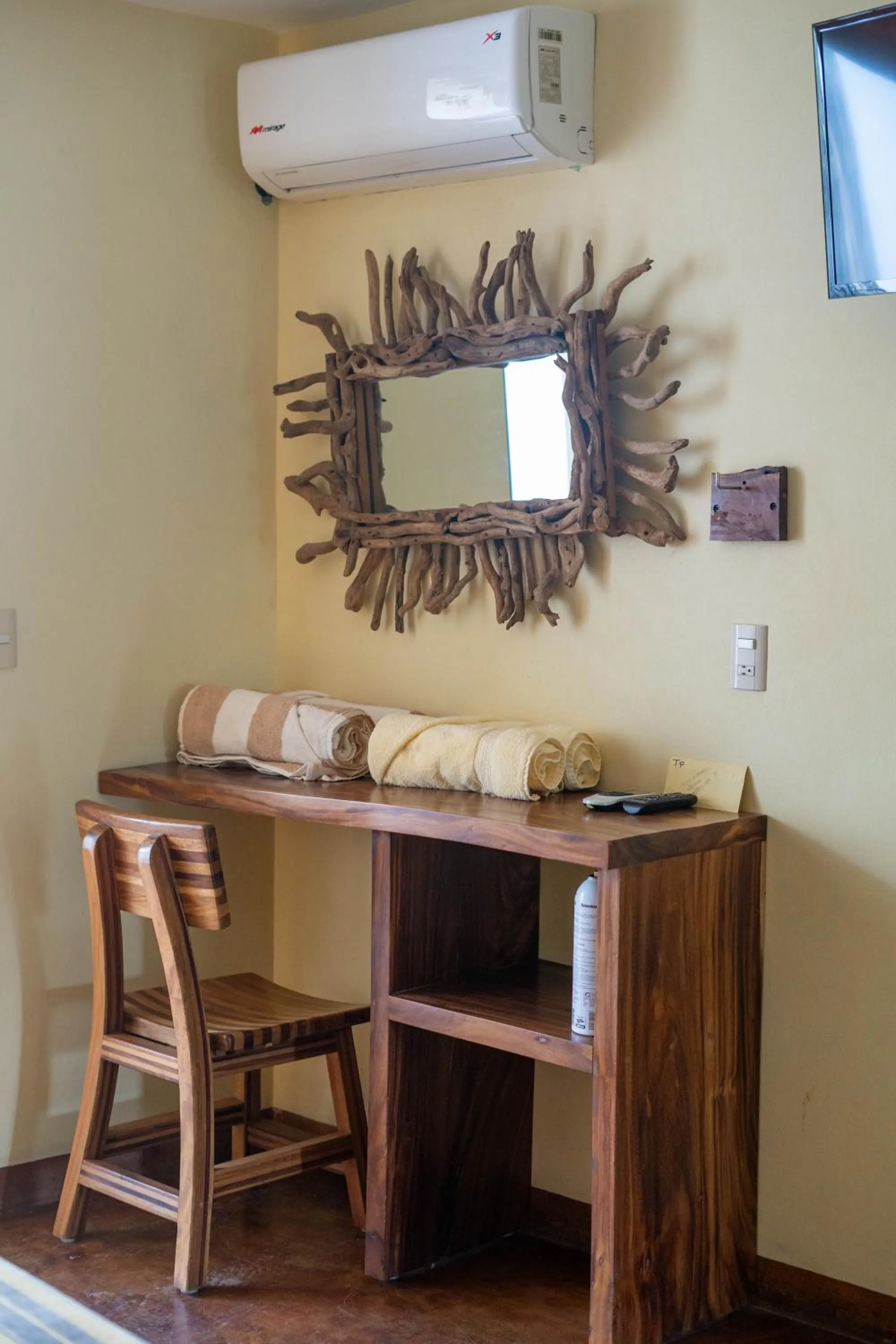 Madre Tierra Hotel & Coworking
