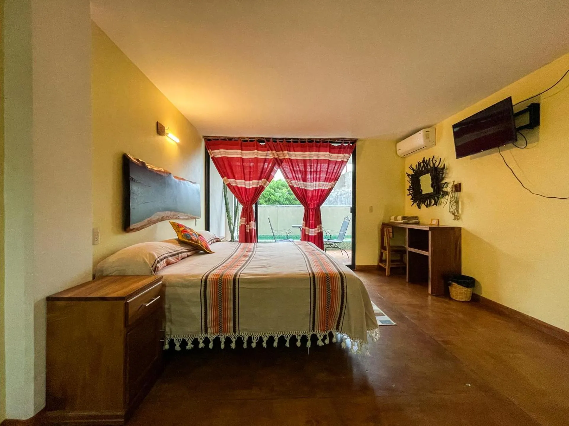 Bed in Madre Tierra Hotel & Coworking