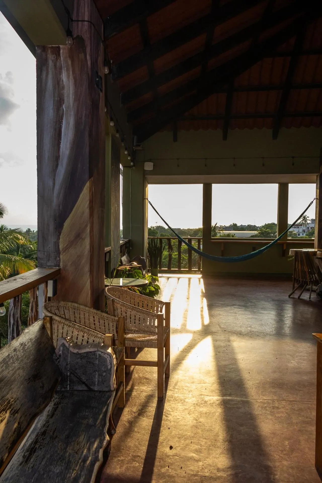 Madre Tierra Hotel & Coworking