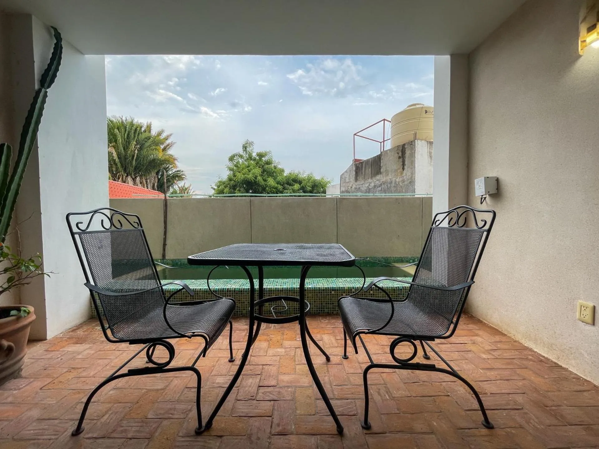 Madre Tierra Hotel & Coworking