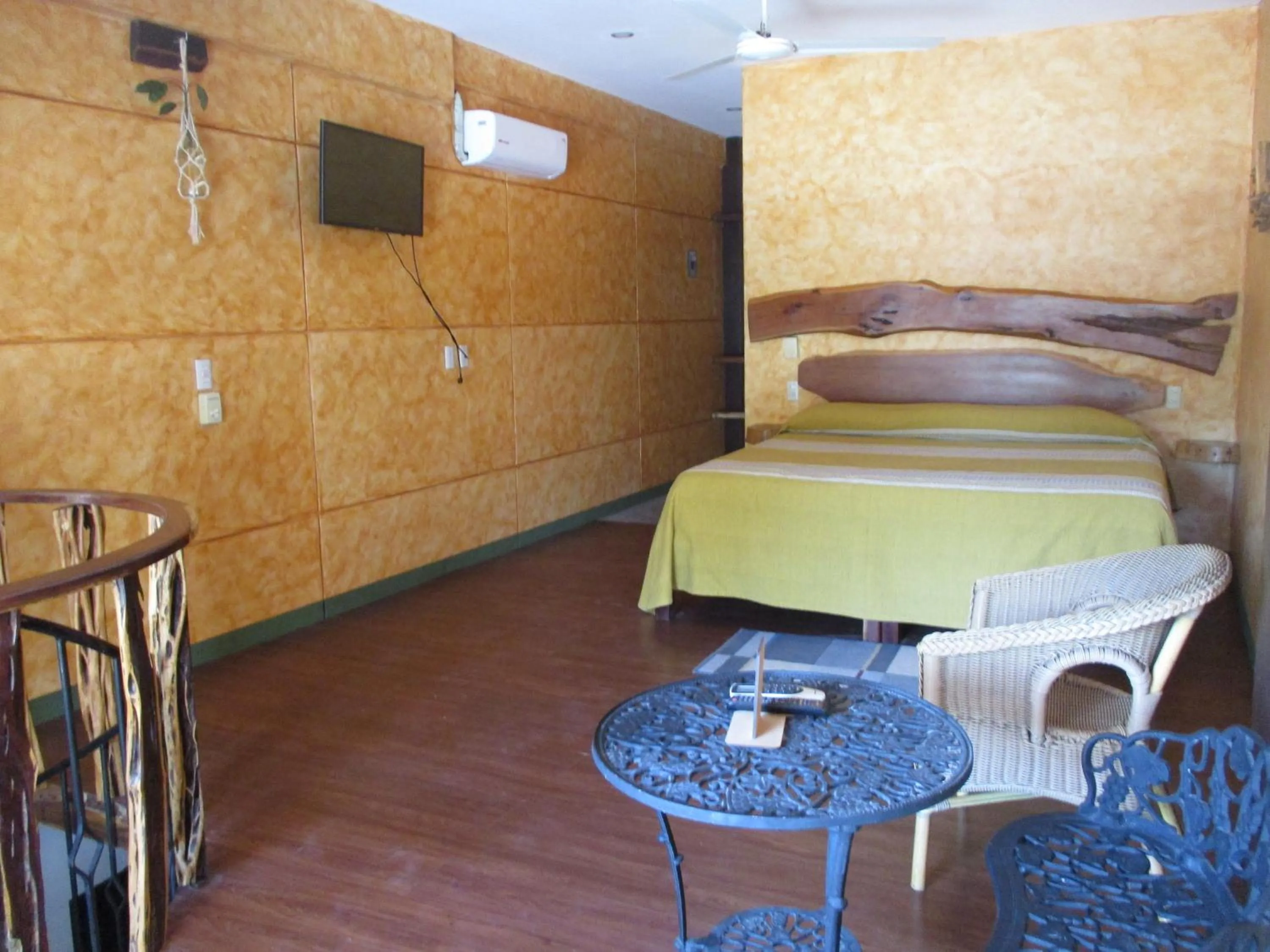 Bed in Madre Tierra Hotel & Coworking