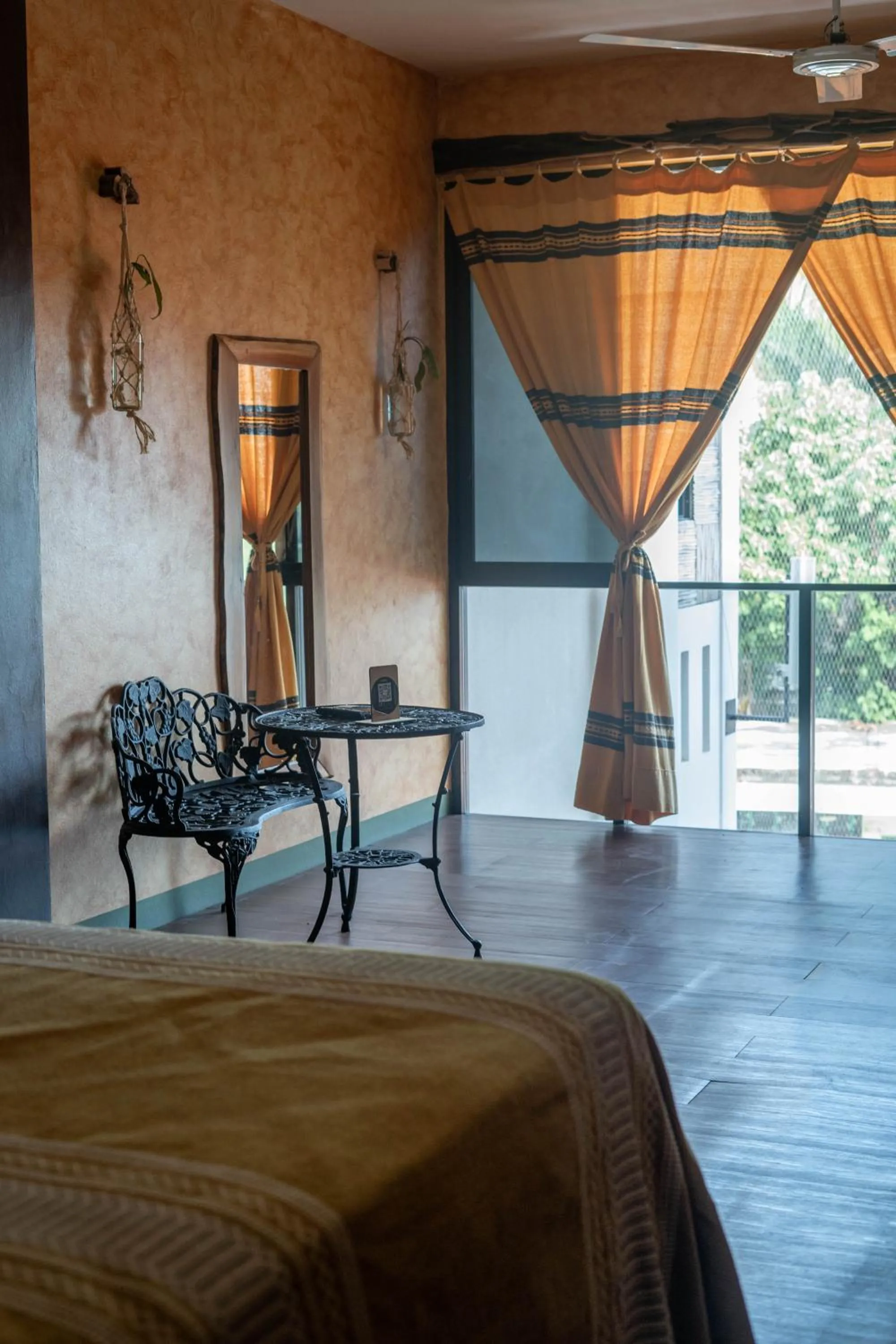 Bed in Madre Tierra Hotel & Coworking