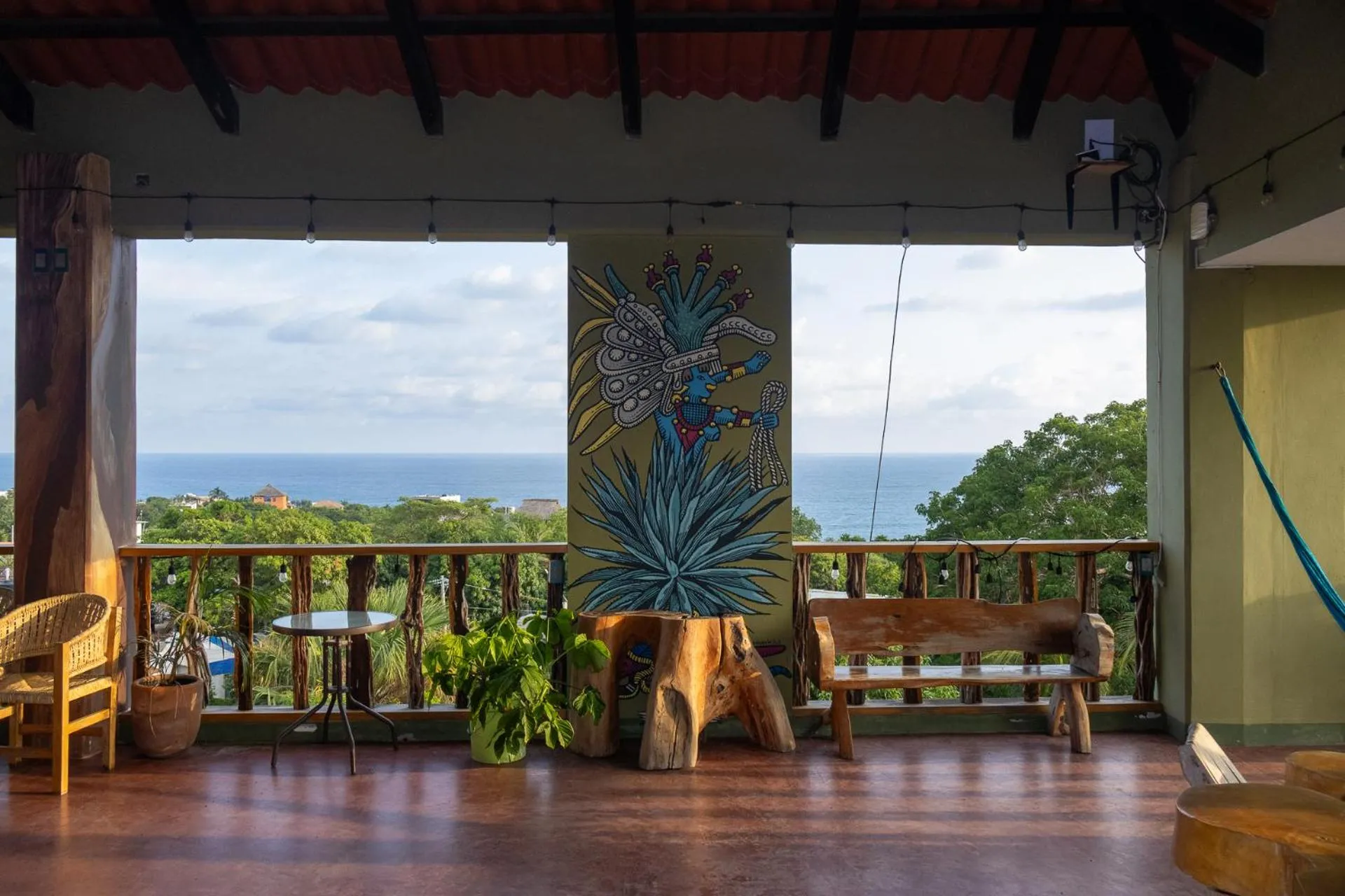 Madre Tierra Hotel & Coworking