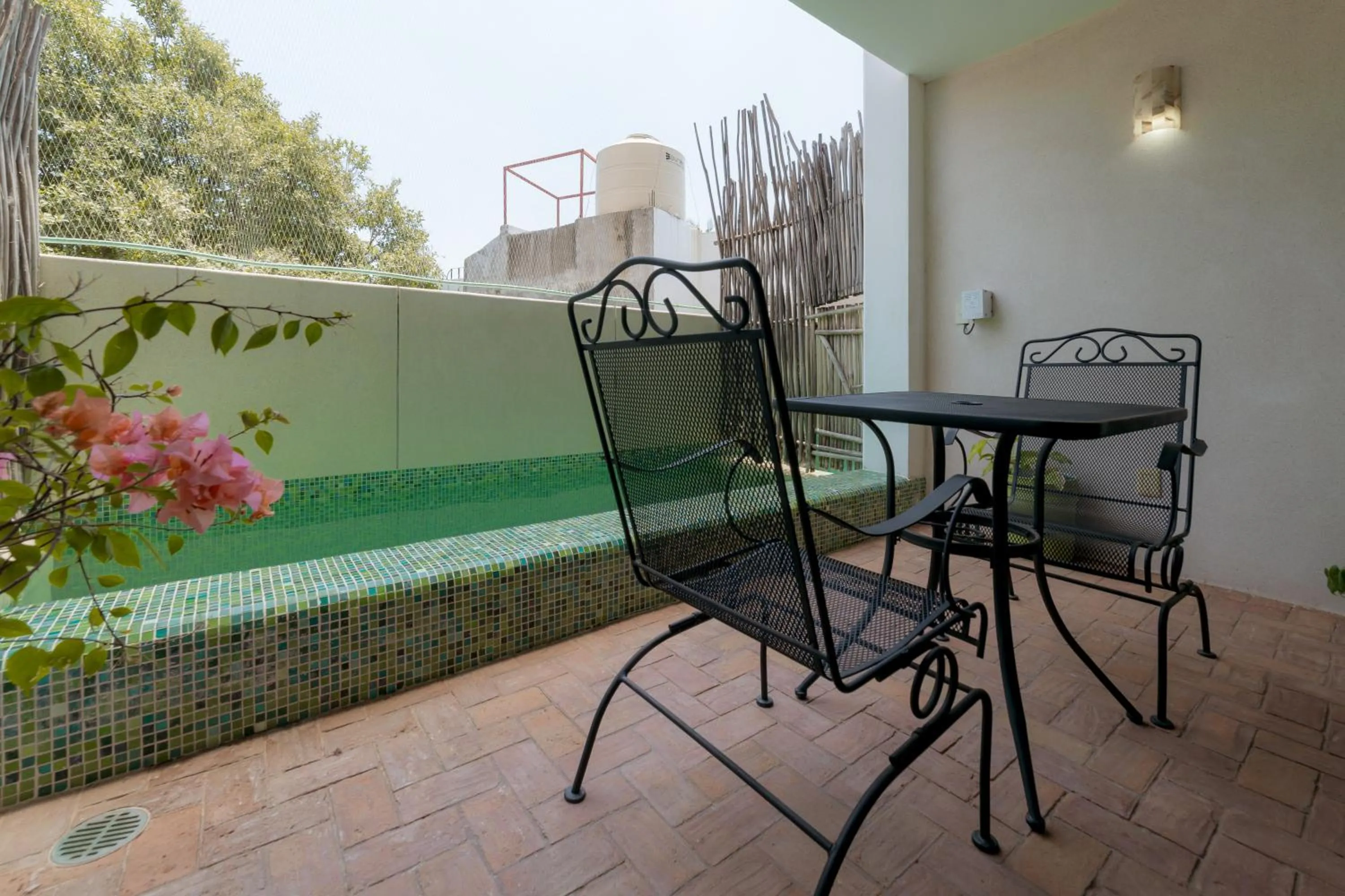 Madre Tierra Hotel & Coworking