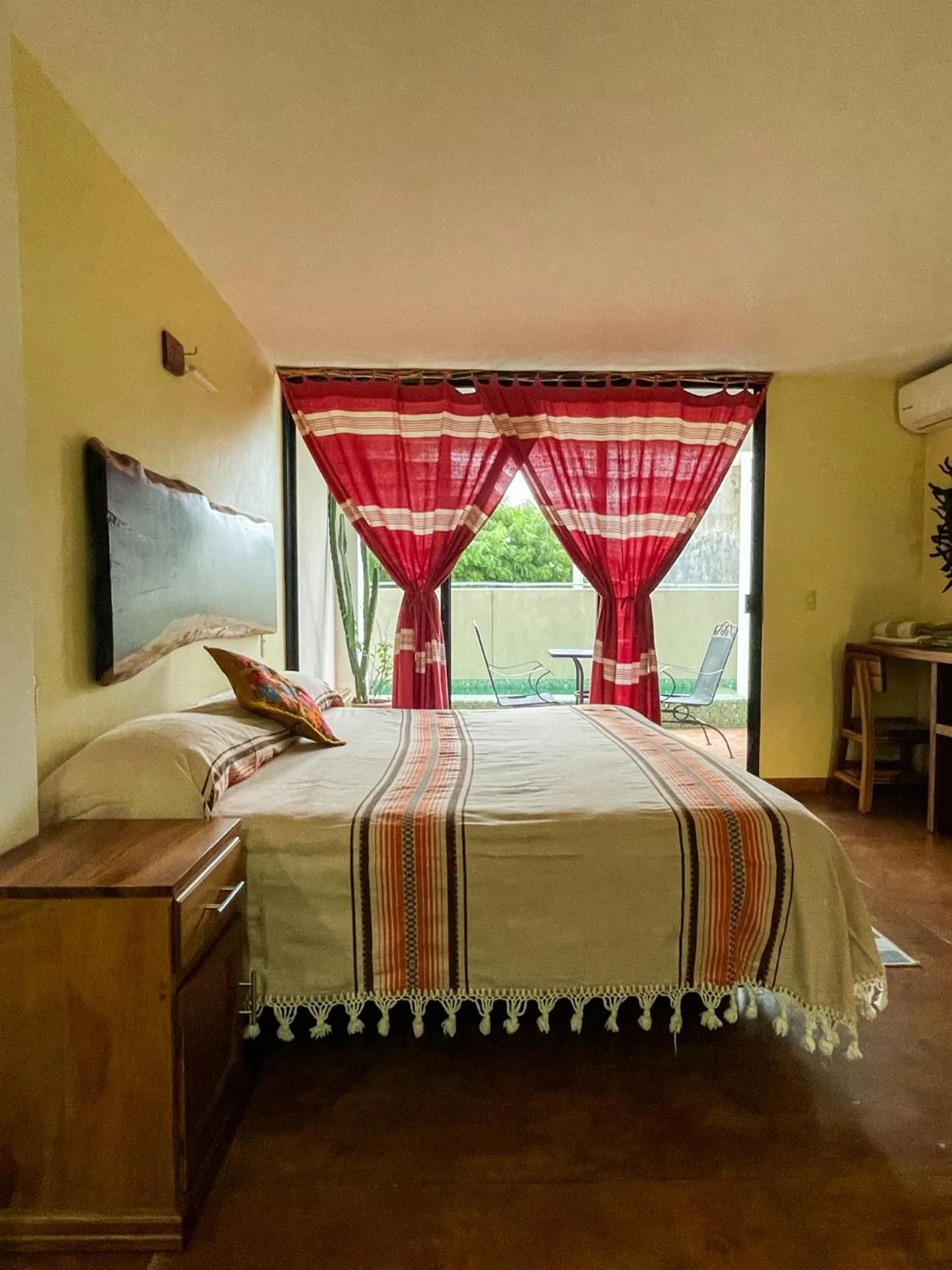 Bed in Madre Tierra Hotel & Coworking