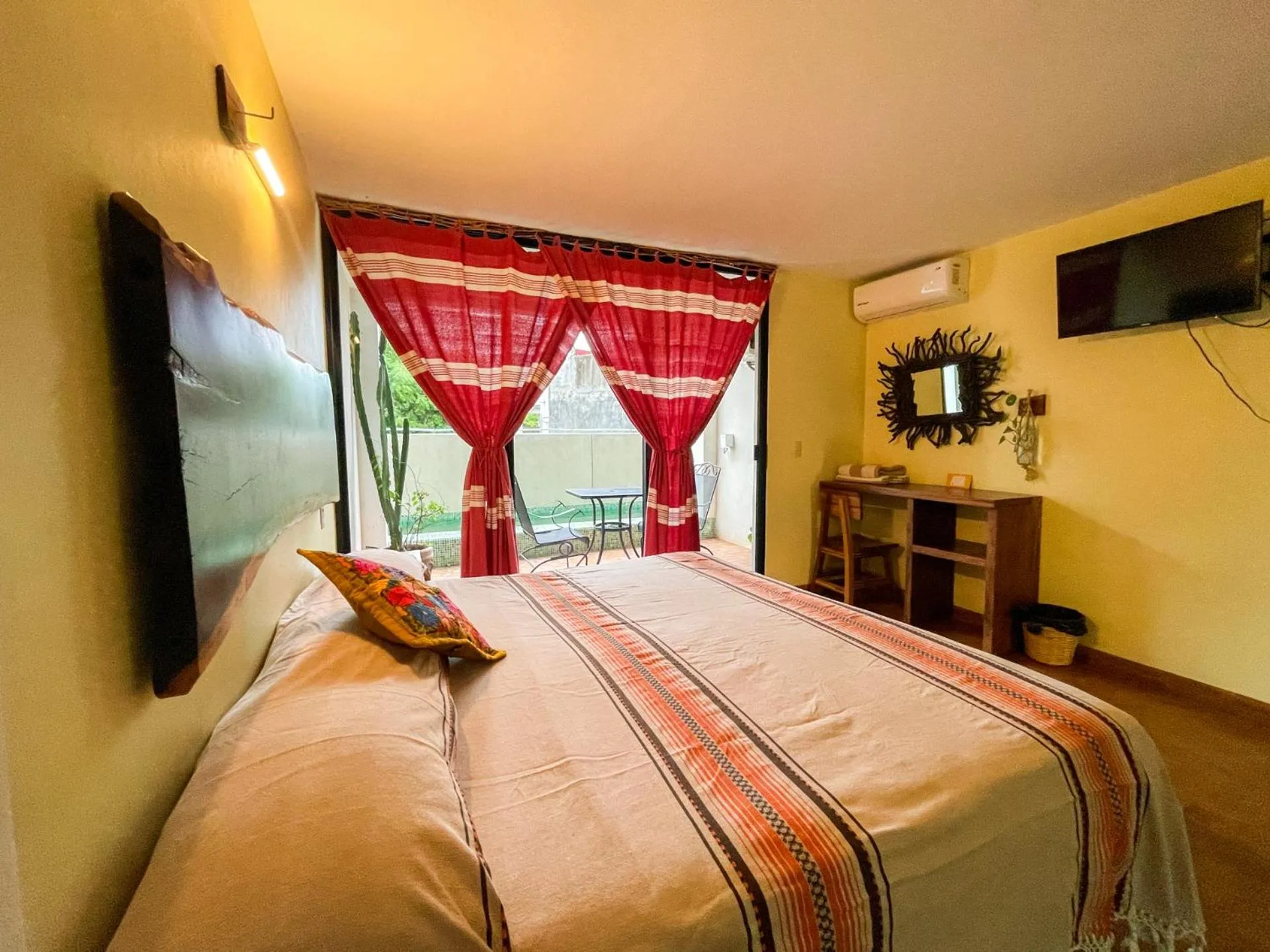 Bed in Madre Tierra Hotel & Coworking