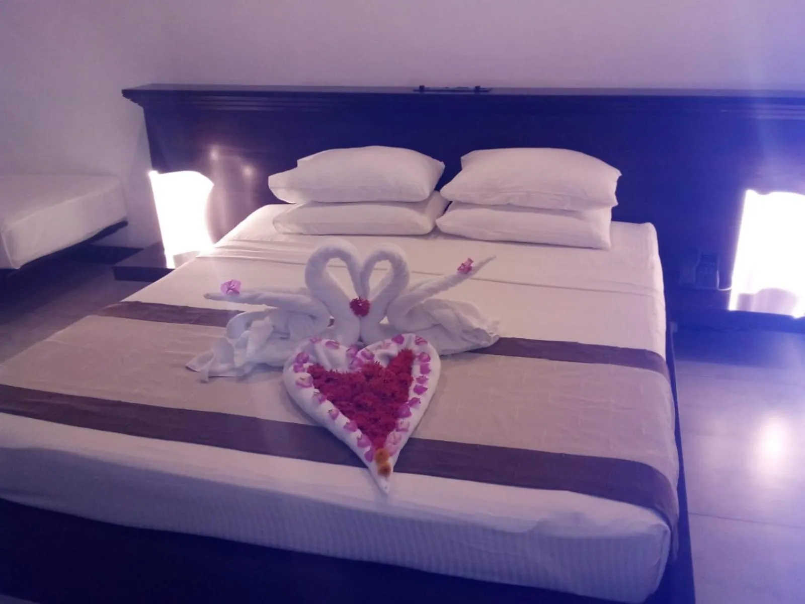 Bed in Rajarata Hotel Anuradhapura