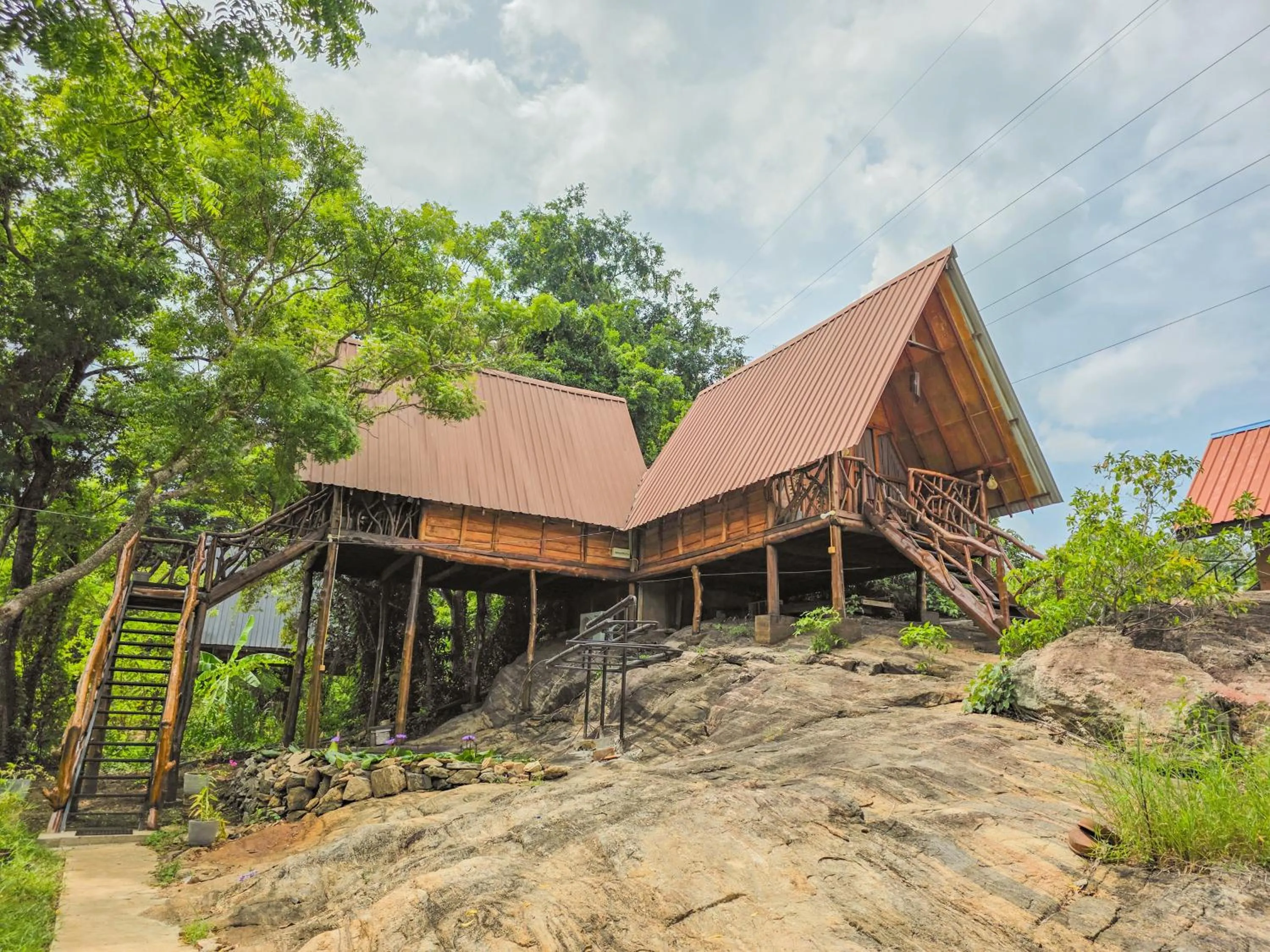 Sigiri Choona Lodge 'unique sunrise viewpoint'