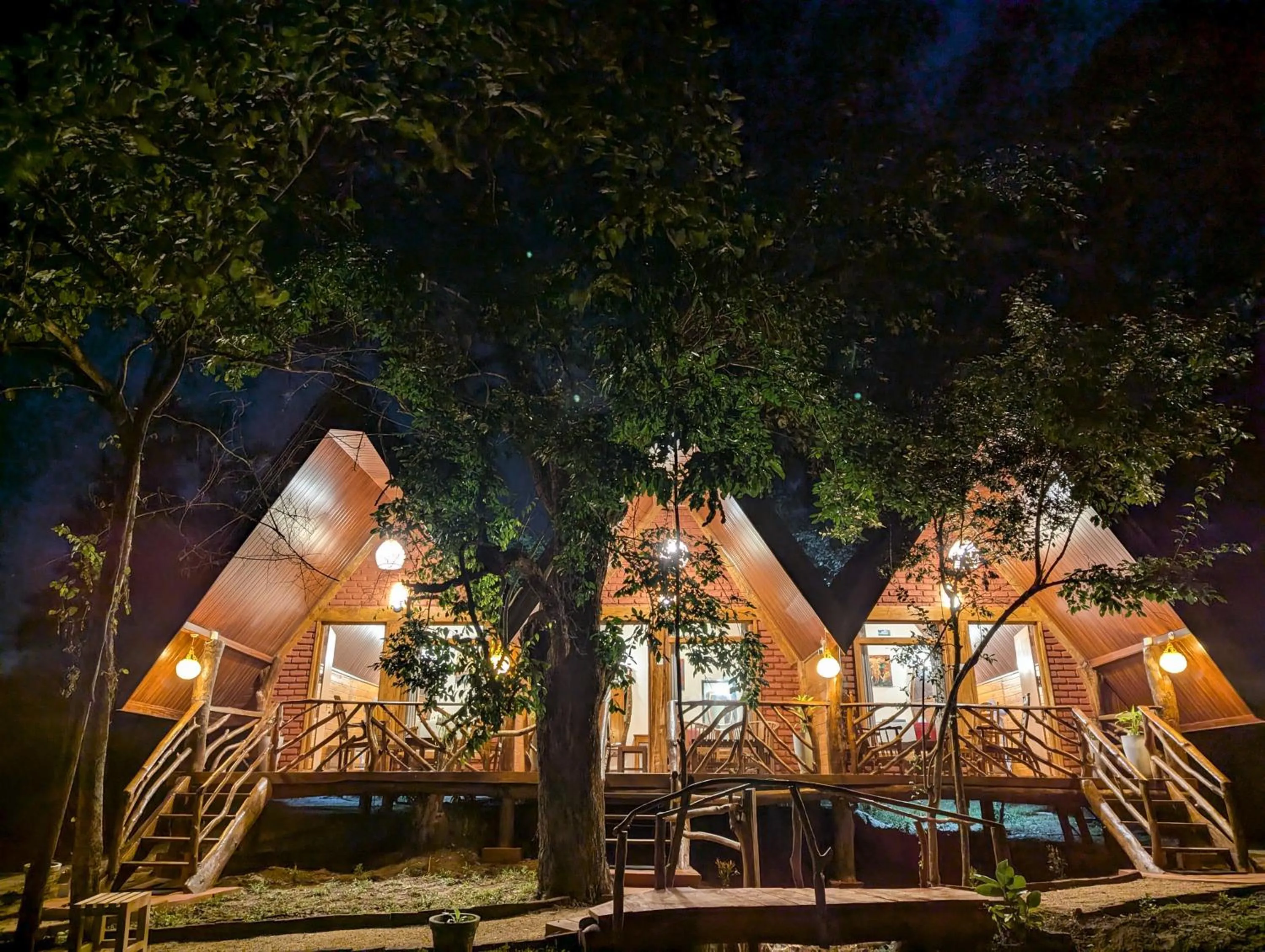 Sigiri Choona Lodge 'unique sunrise viewpoint'