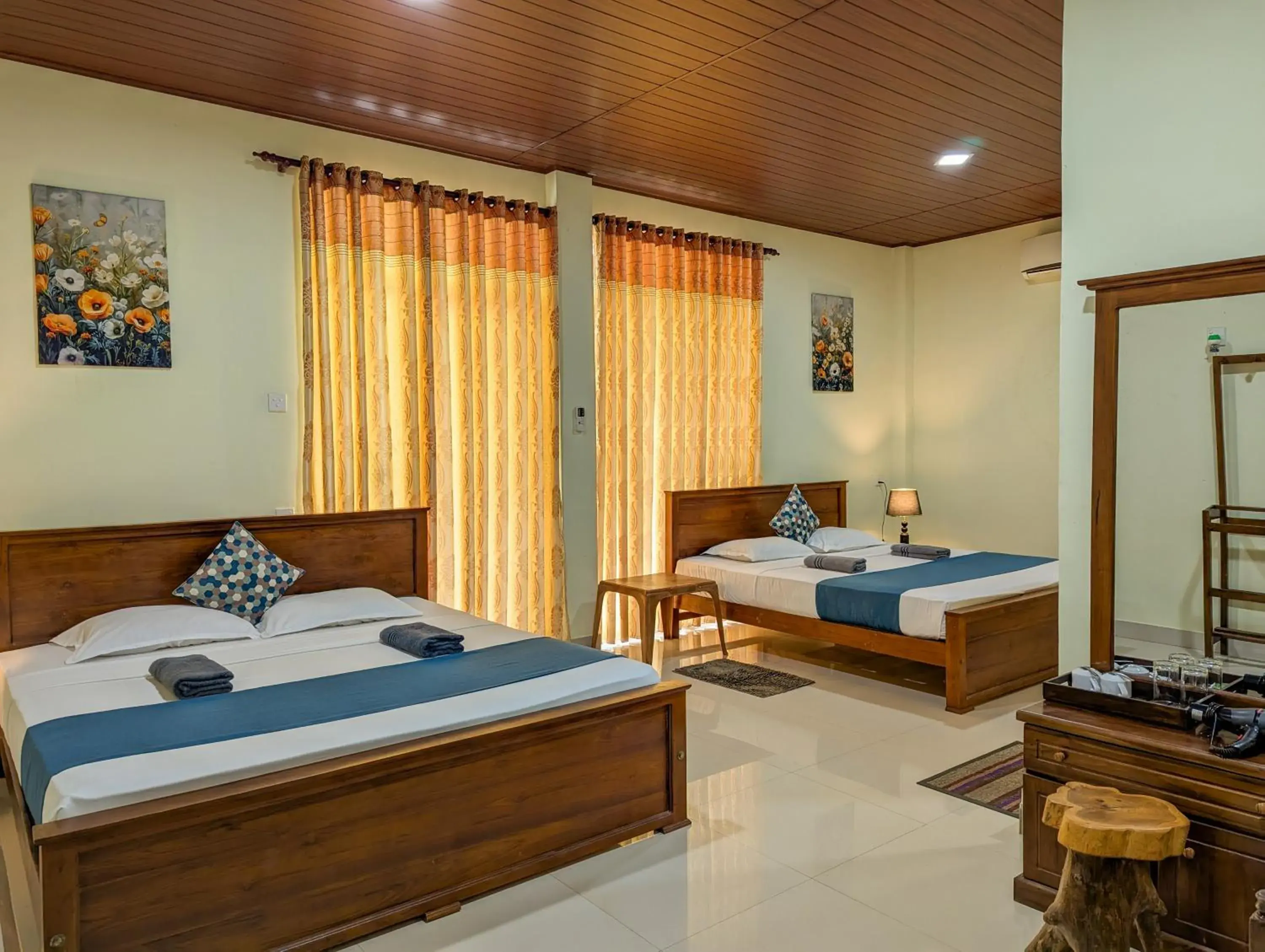 Family Room with Balcony in Sigiri Choona Lodge 'unique sunrise viewpoint' Family Room with Balcony in Sigiri Choona Lodge 'unique sunrise viewpoint'