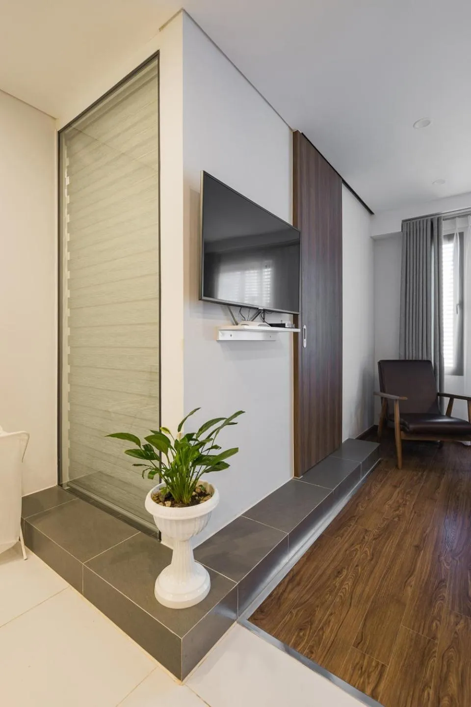 Narcissus Hotel & Apartment