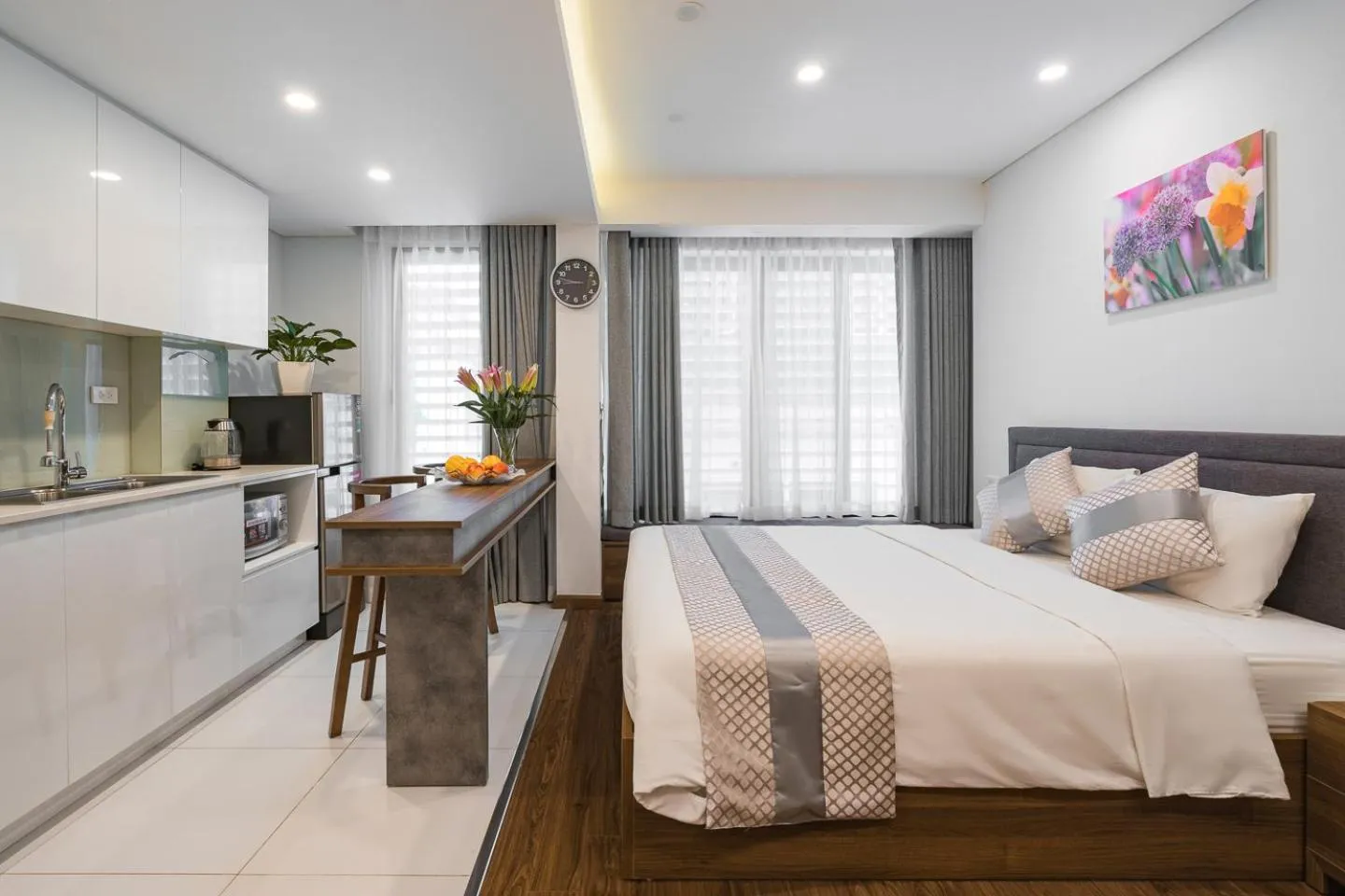 Bed in Narcissus Hotel & Apartment