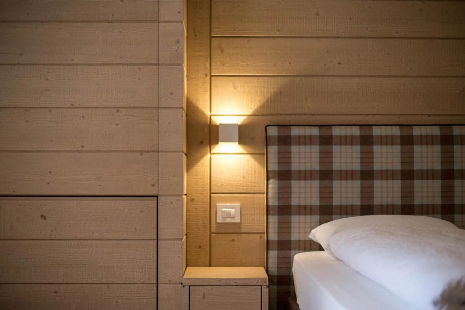 Decorative detail, Bed in Hotel La Baita