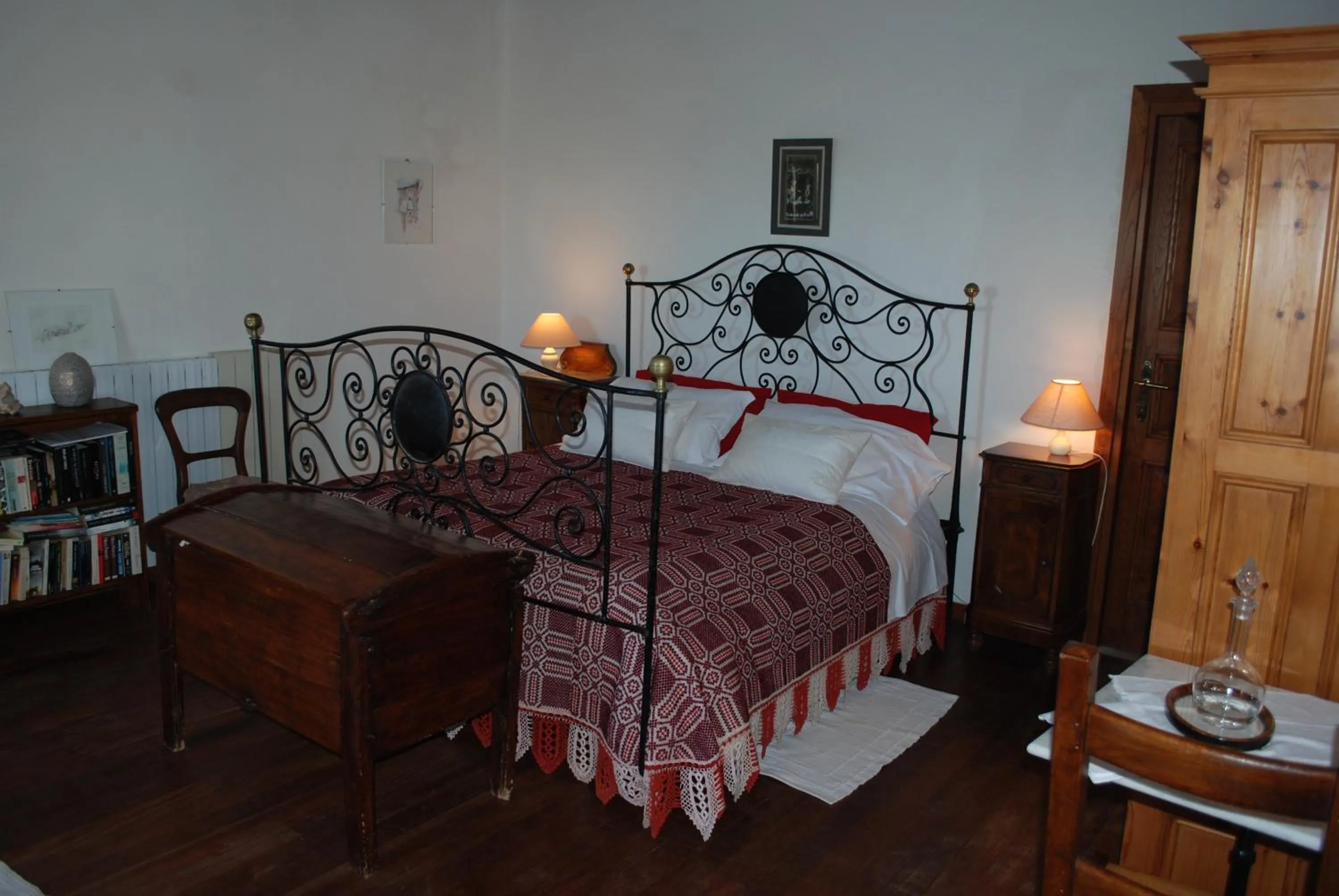 Bed in La Bifora e Le Lune Vico sotto gli archi 5