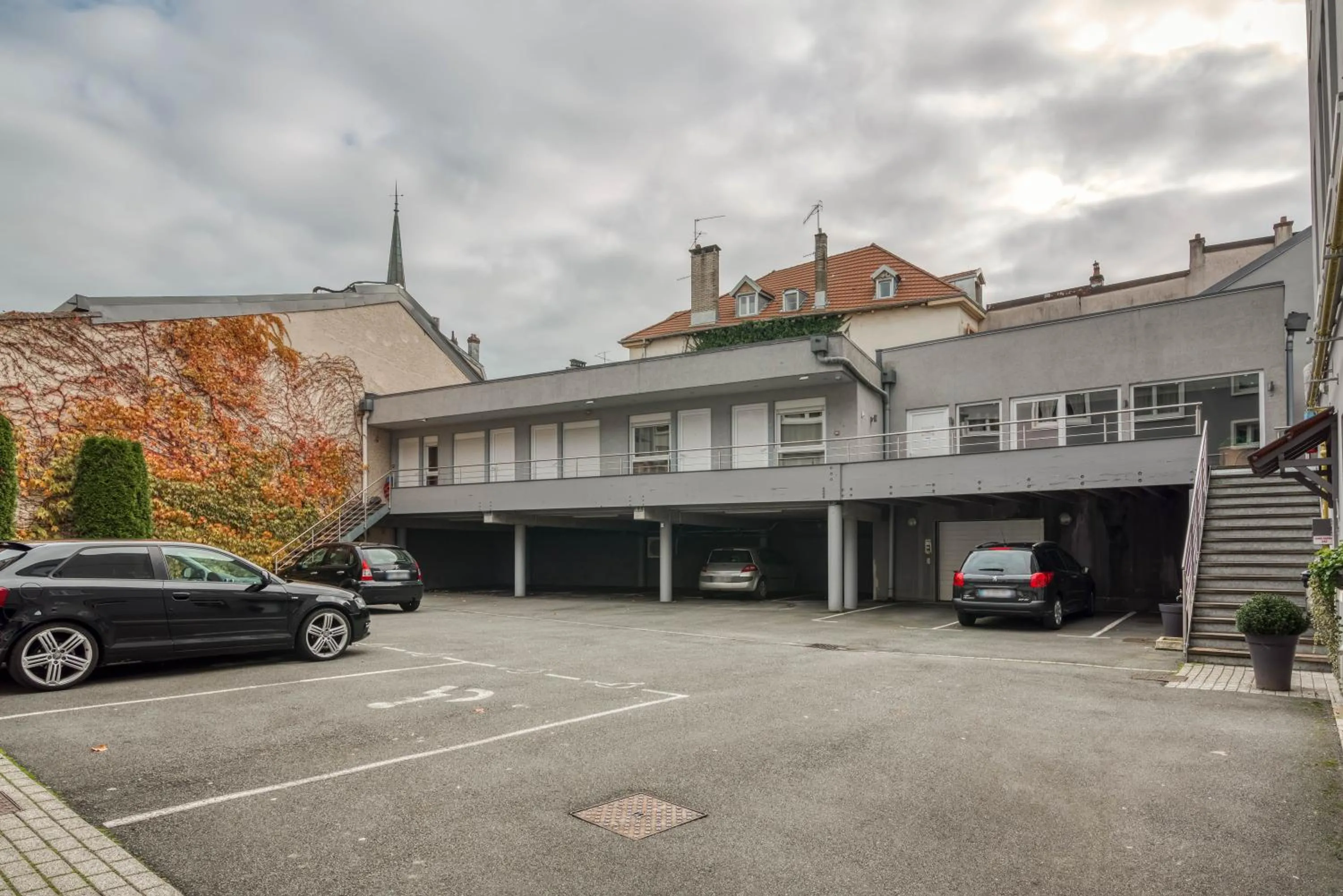 Parking in Brit Hotel Bristol Montbéliard Centre