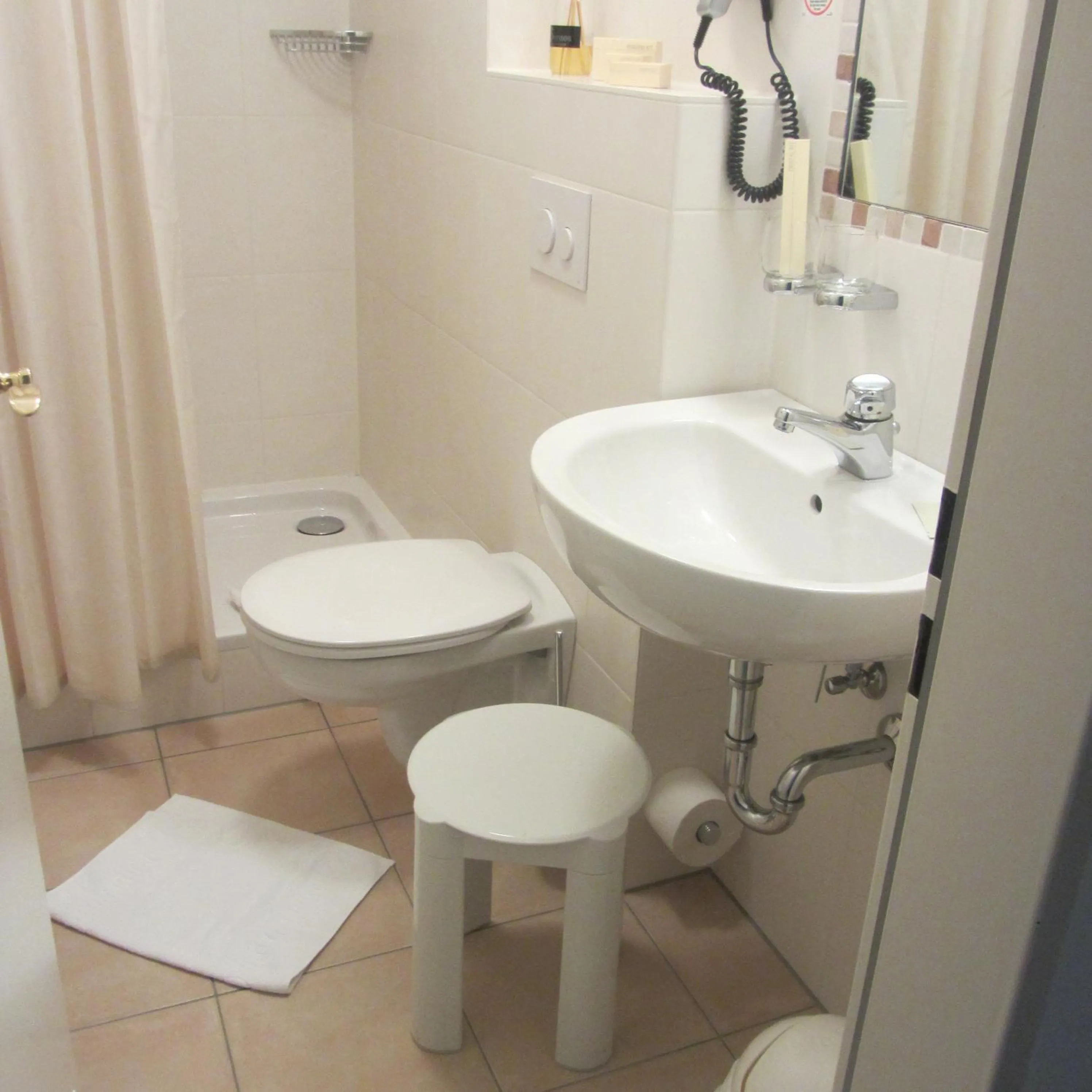 Double or Twin Room in Hotel Angermeier GARNI