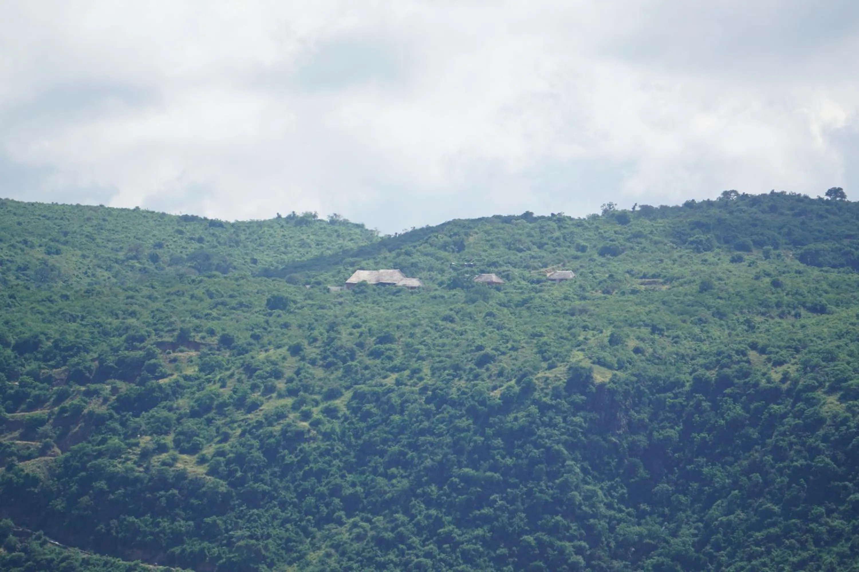 Property building in Kikonko Lodge