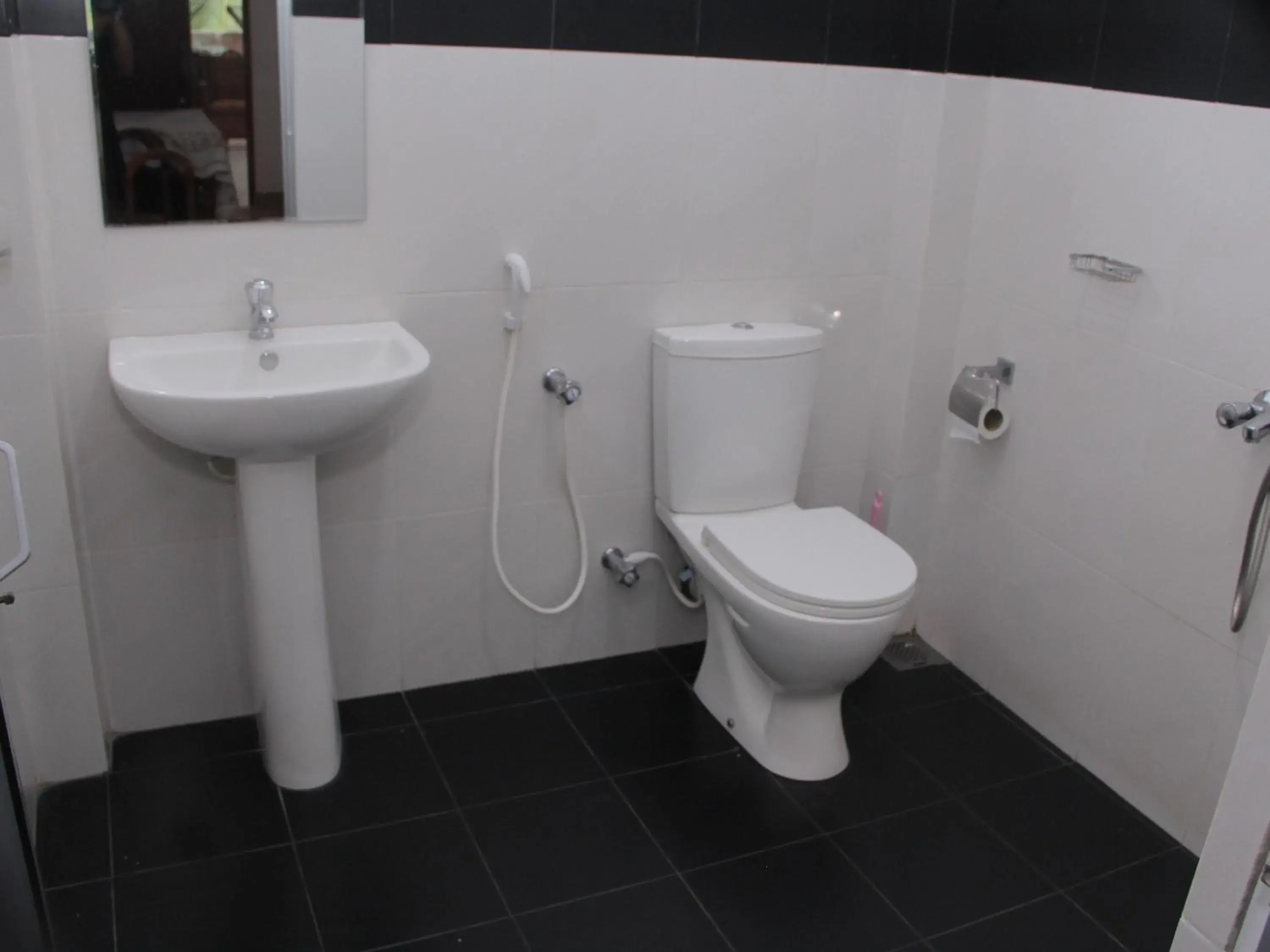Budget Double Room in Pleasure Island Holiday Home Budget Double Room in Pleasure Island Holiday Home
