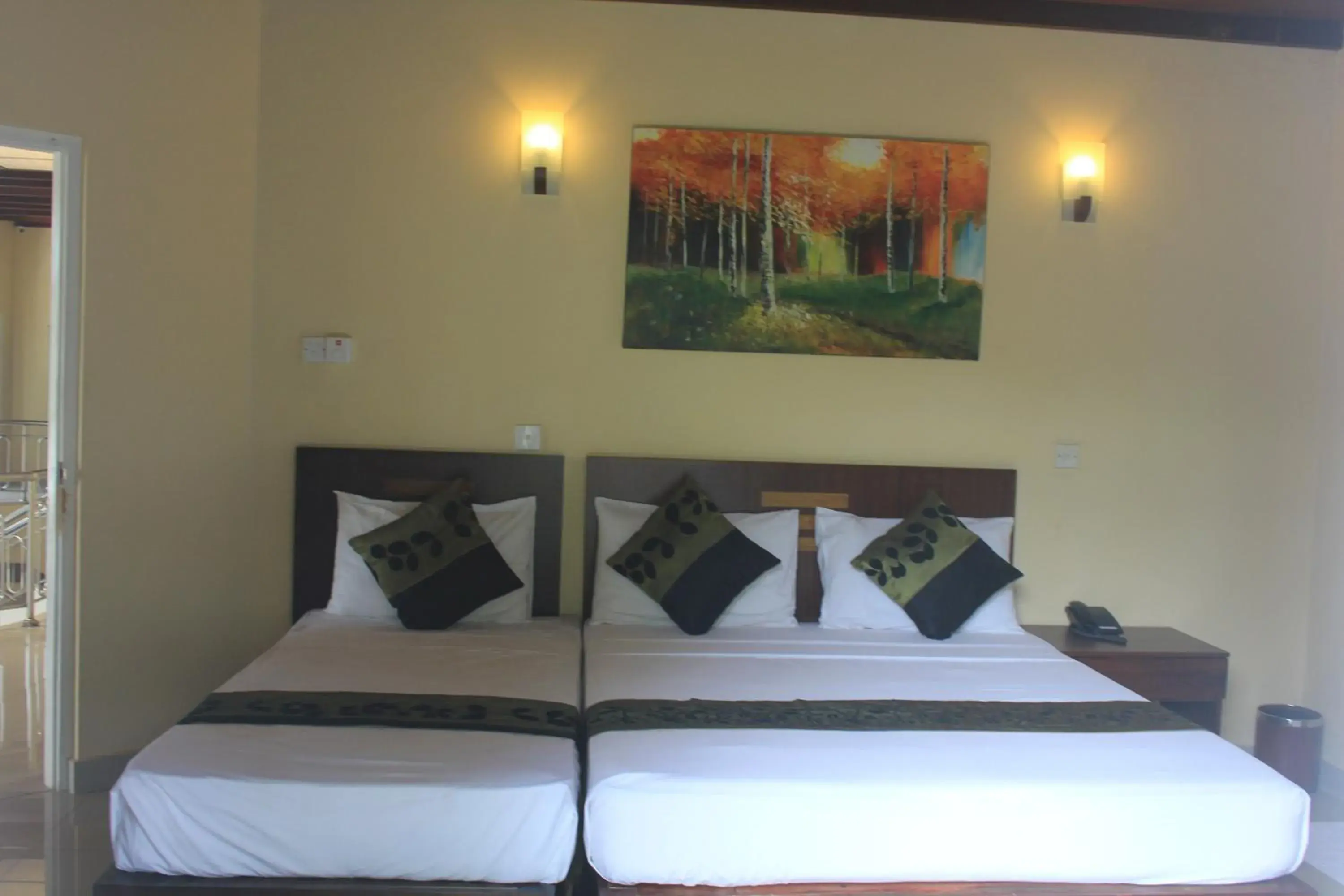 Standard Double or Twin Room in Grand 7 Hotel Thalawathugoda Standard Double or Twin Room in Grand 7 Hotel Thalawathugoda