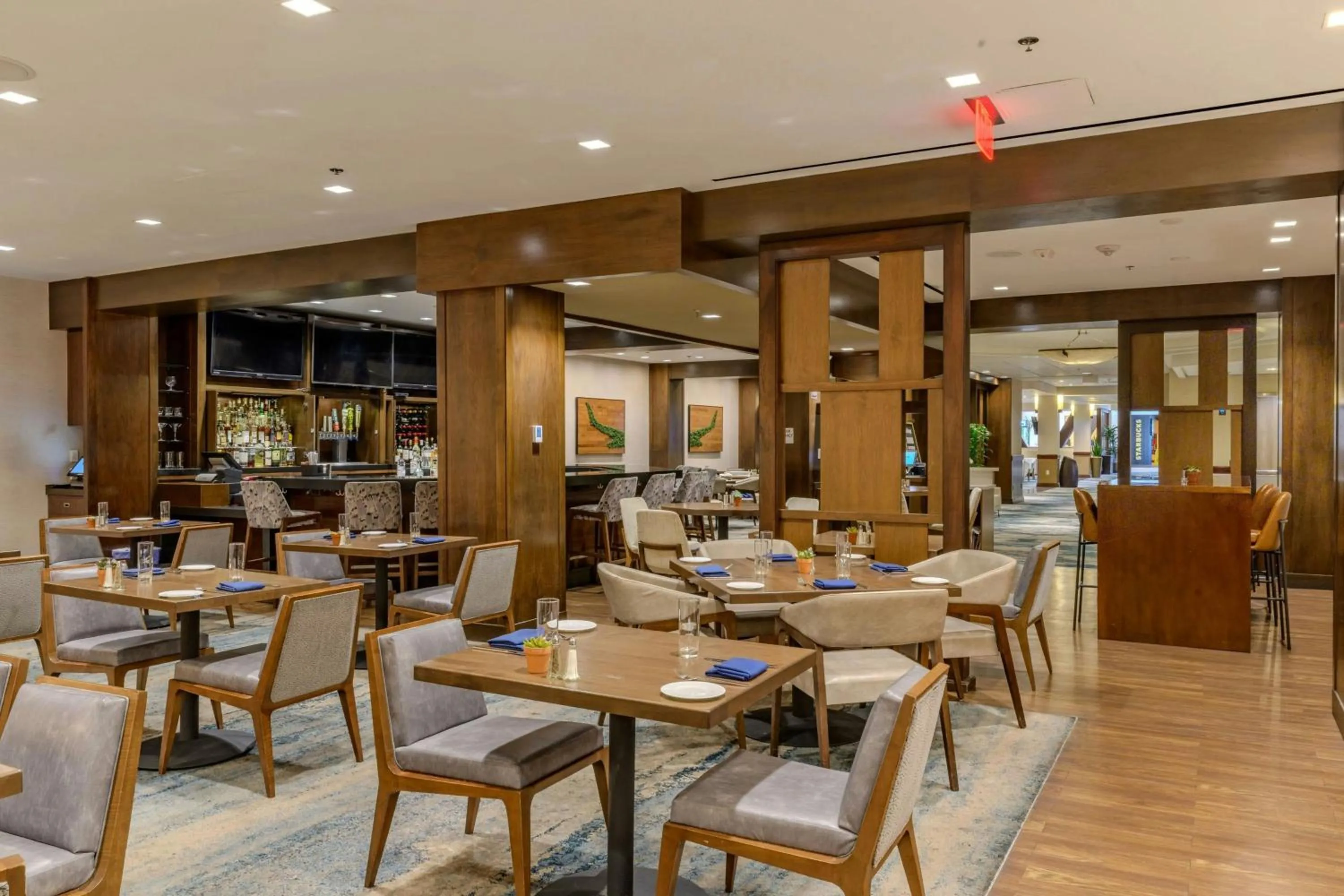 Restaurant/places to eat in The Westin San Francisco Airport