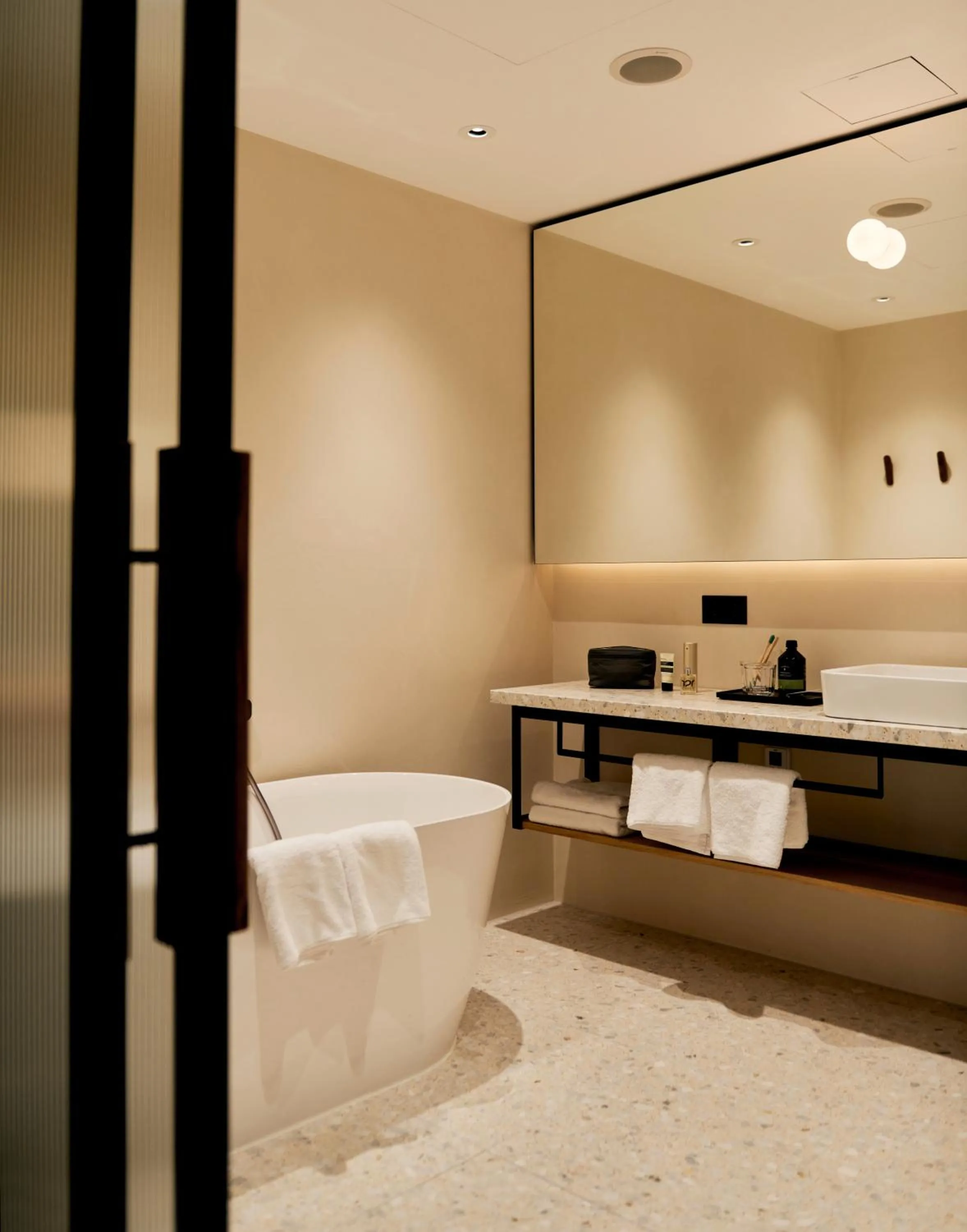 Bathroom, Bed in Karl August - a Neighborhood Hotel