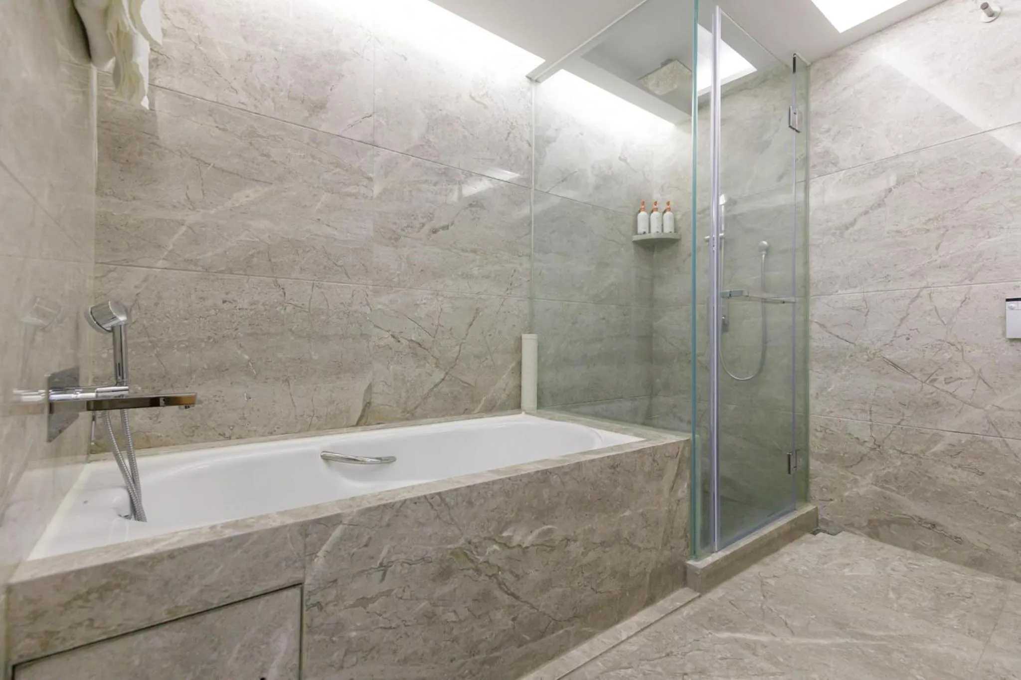 Bathroom in New World Millennium Hong Kong Hotel